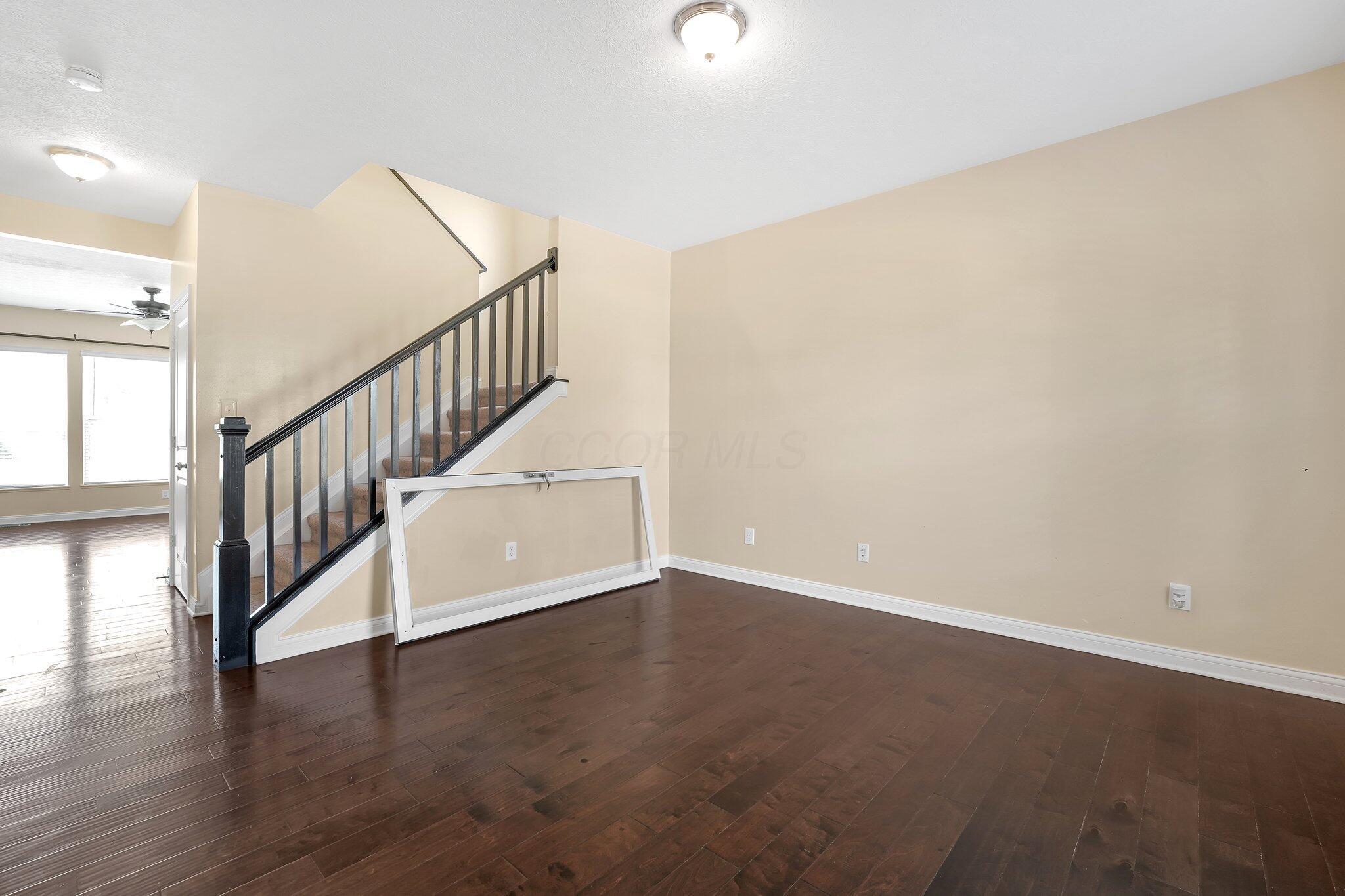 8643 Crooked Maple Drive Property Photo 6