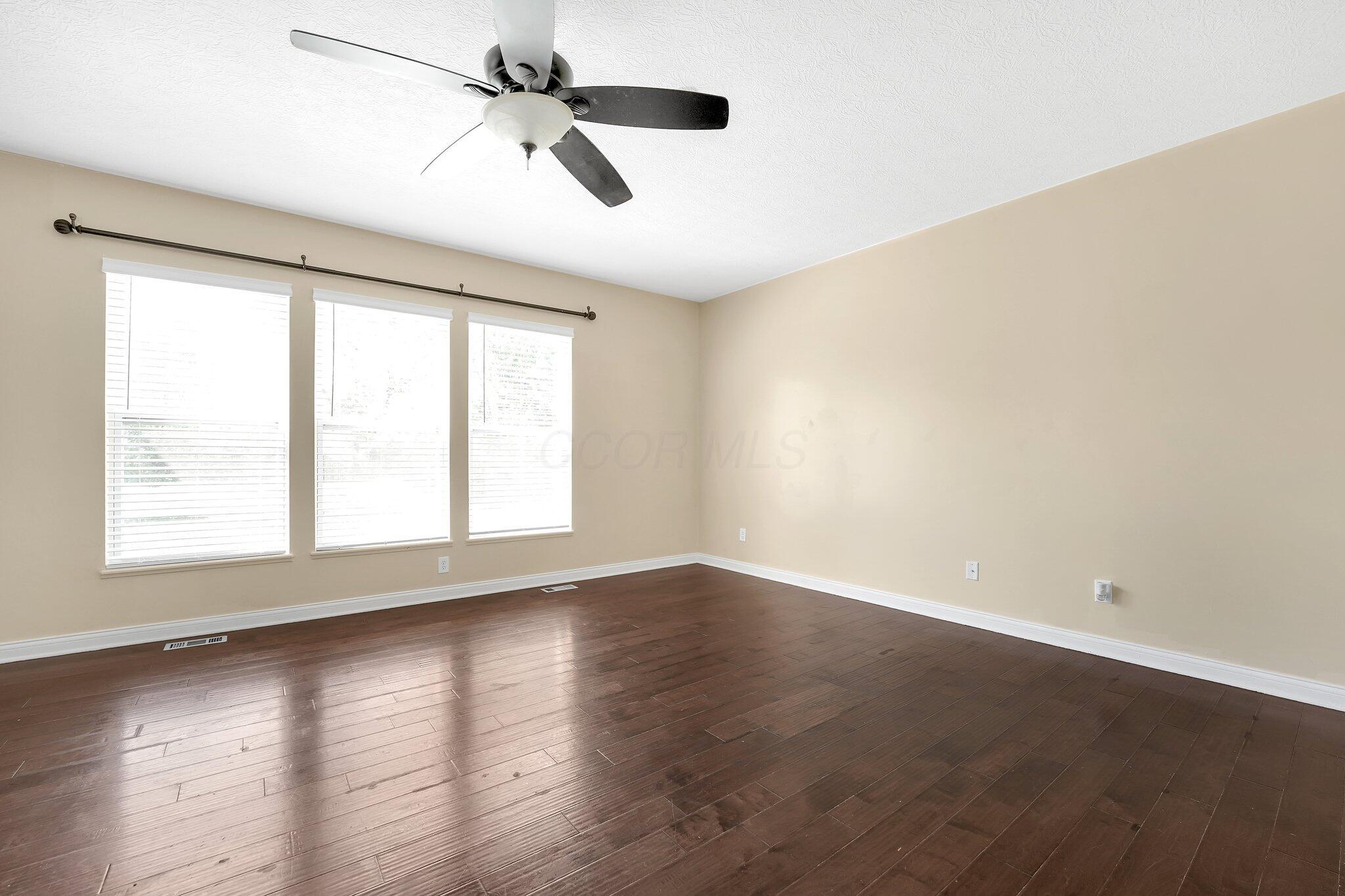 8643 Crooked Maple Drive Property Photo 9