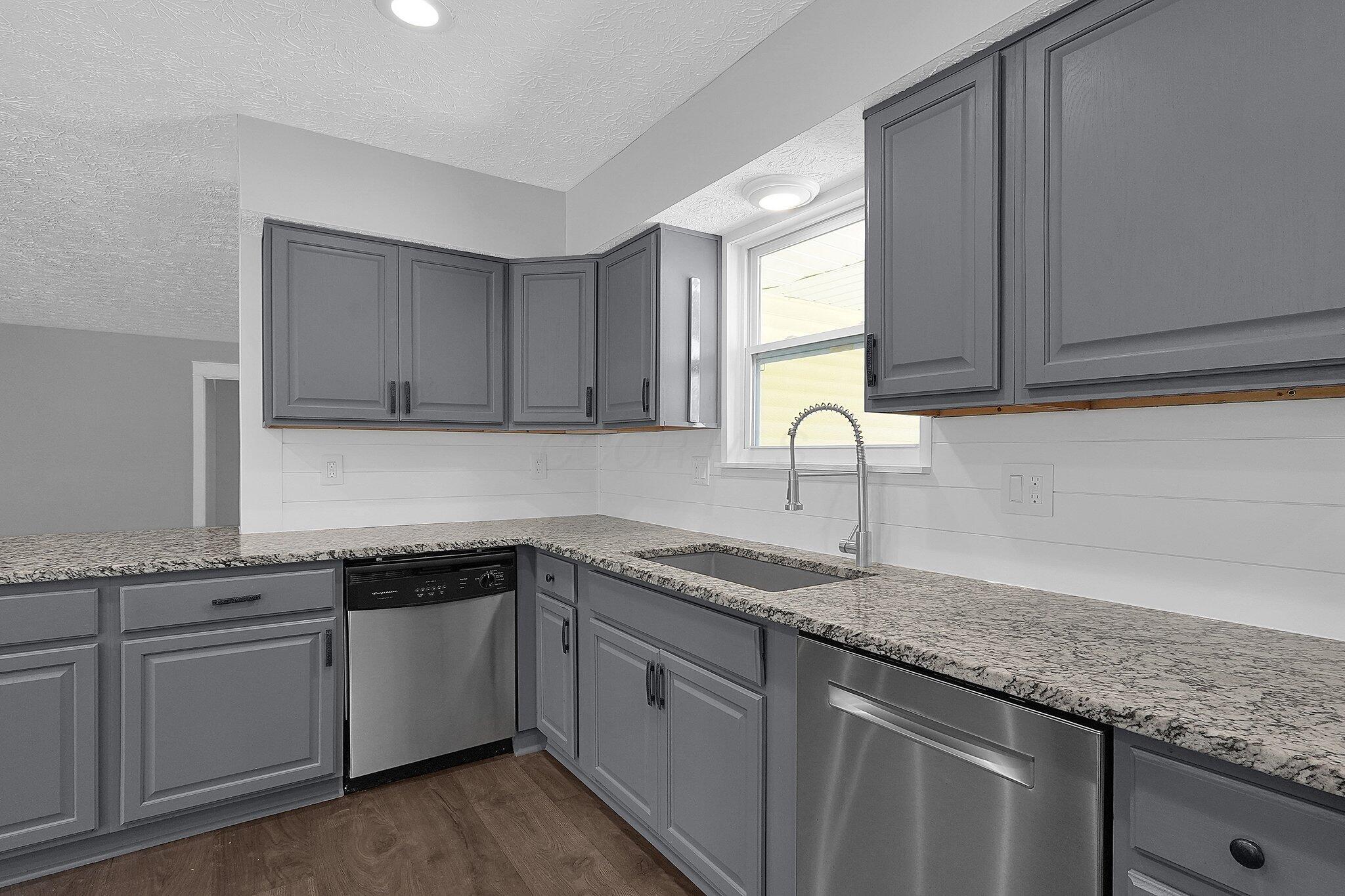 14219 Graham Road Sw Property Photo 22