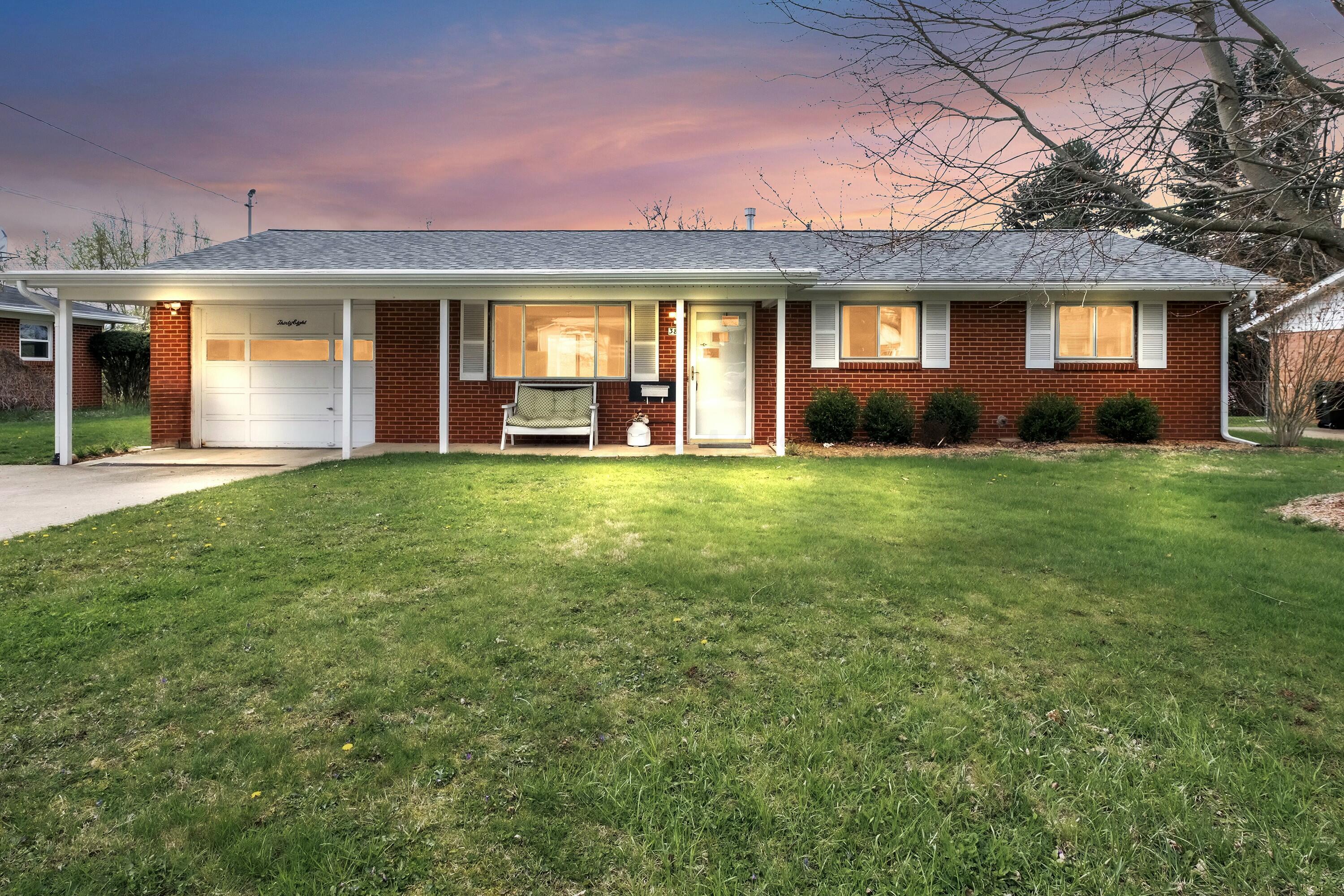 38 Eastmoor Drive Property Photo 1