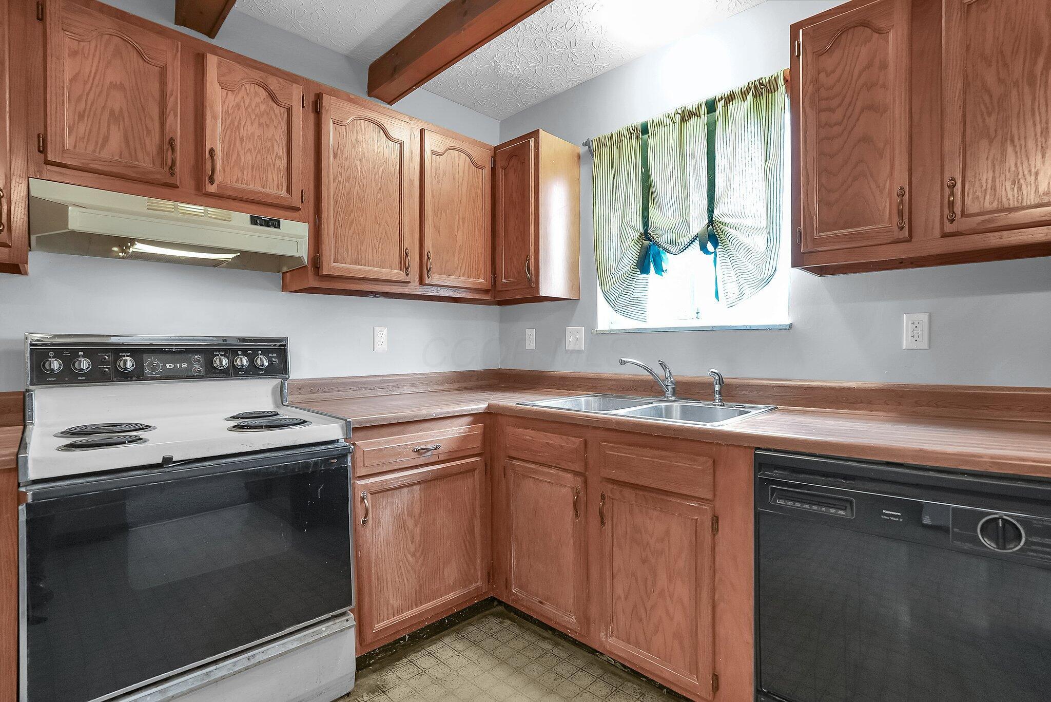 7030 Motts Place Road Property Photo 17