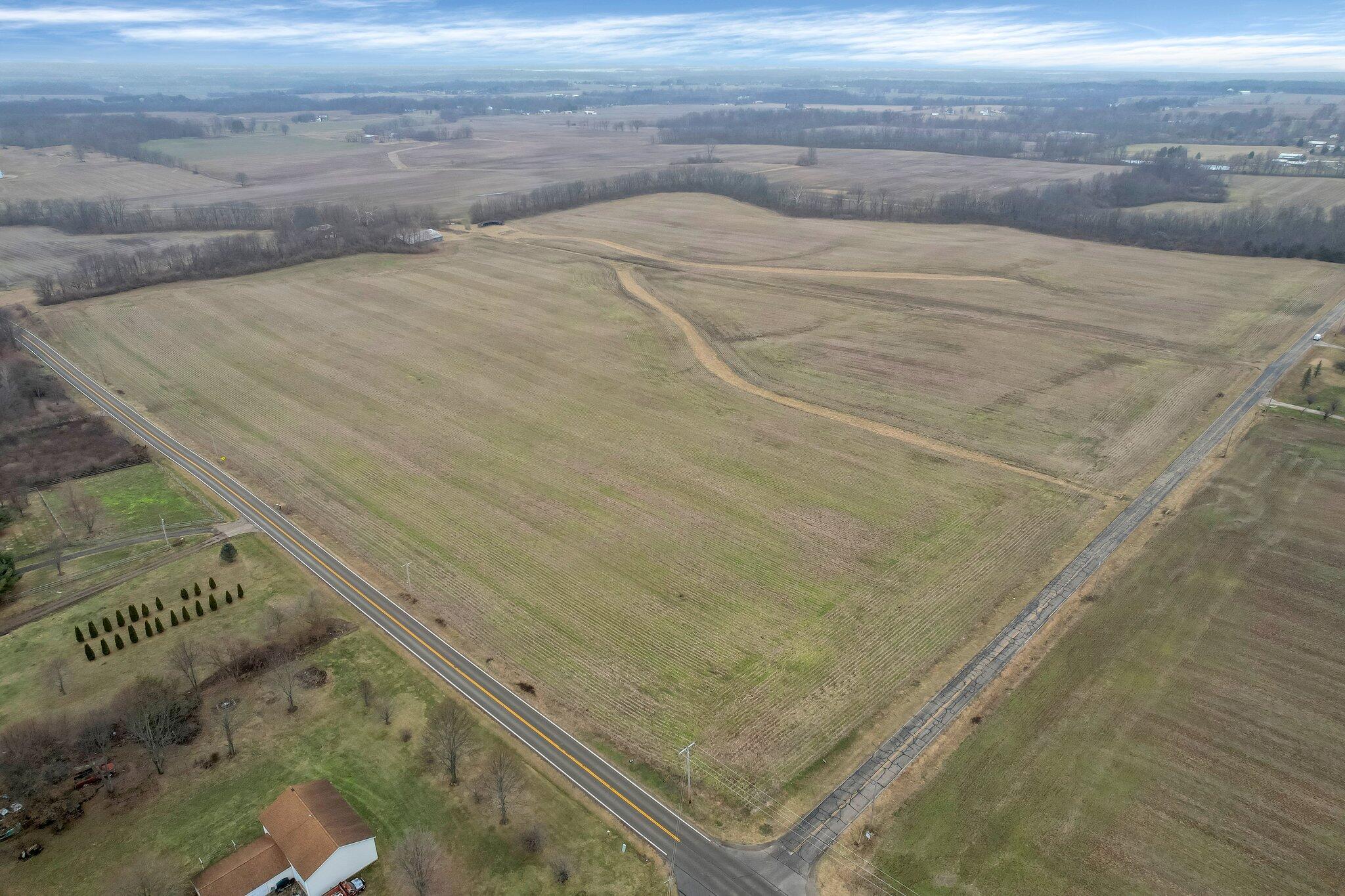 8718 Oh-752 Property Photo 5