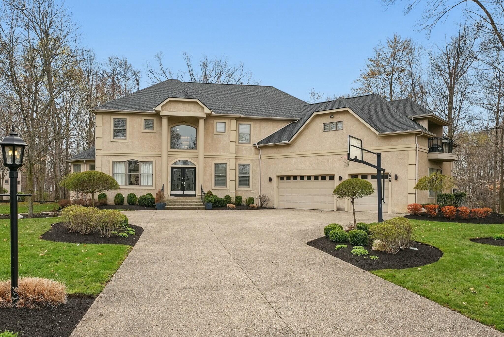 3063 Summerview Place Property Photo 1
