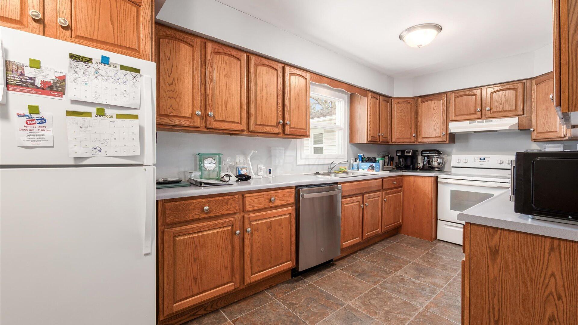 20 Juanita Drive Property Photo 6