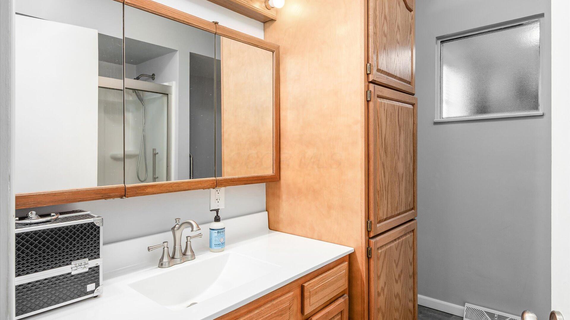 20 Juanita Drive Property Photo 14