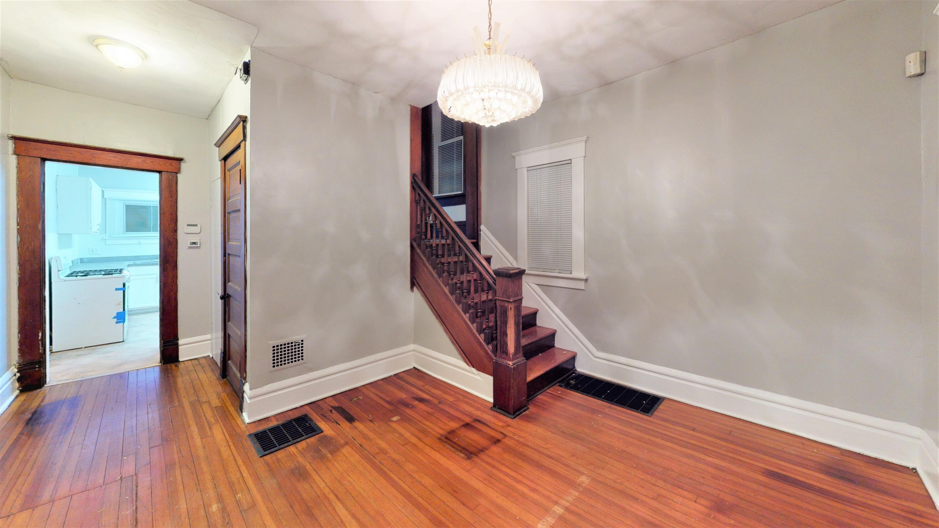1410 Indianola Avenue Property Photo 7