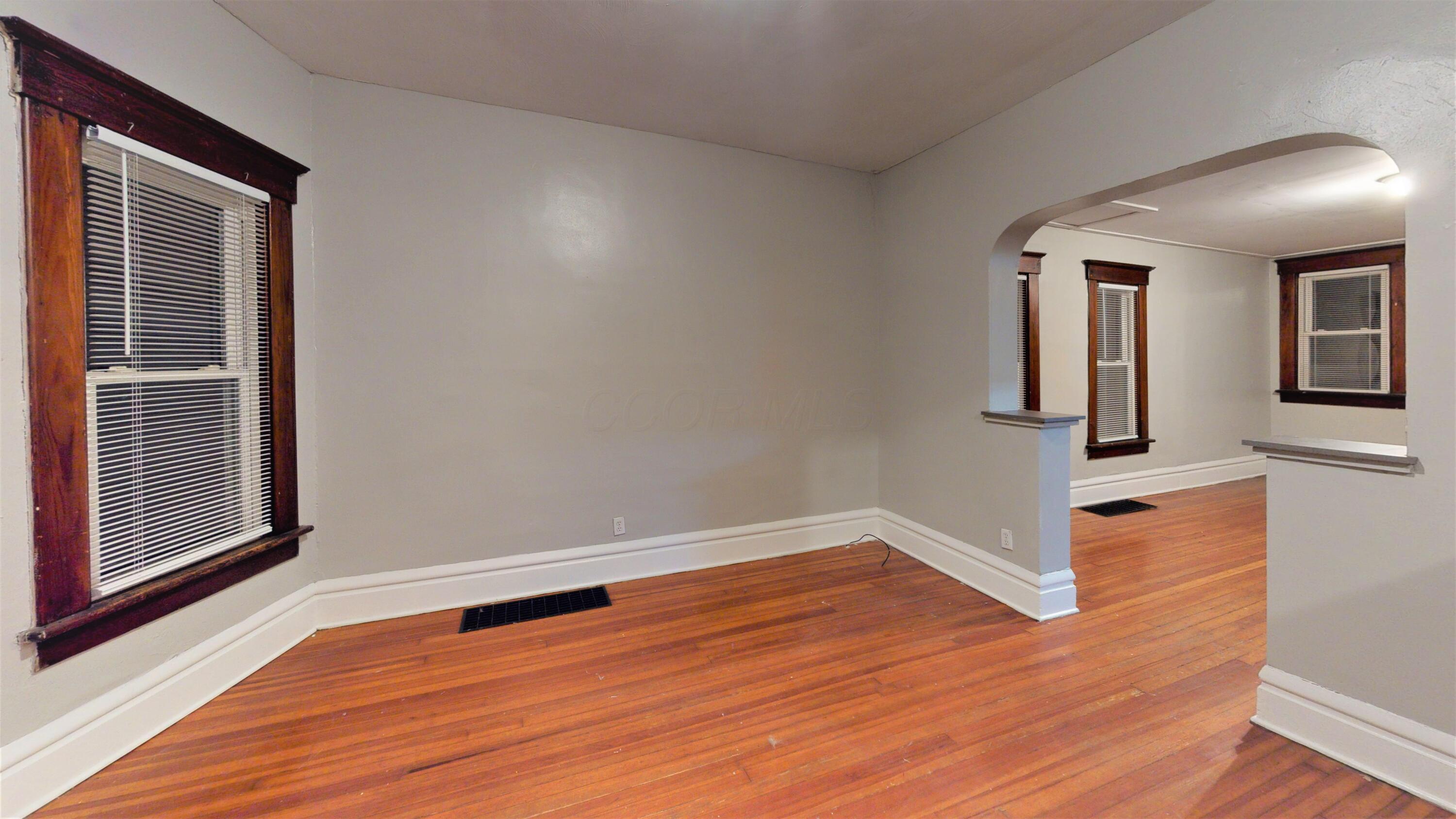 1410 Indianola Avenue Property Photo 8