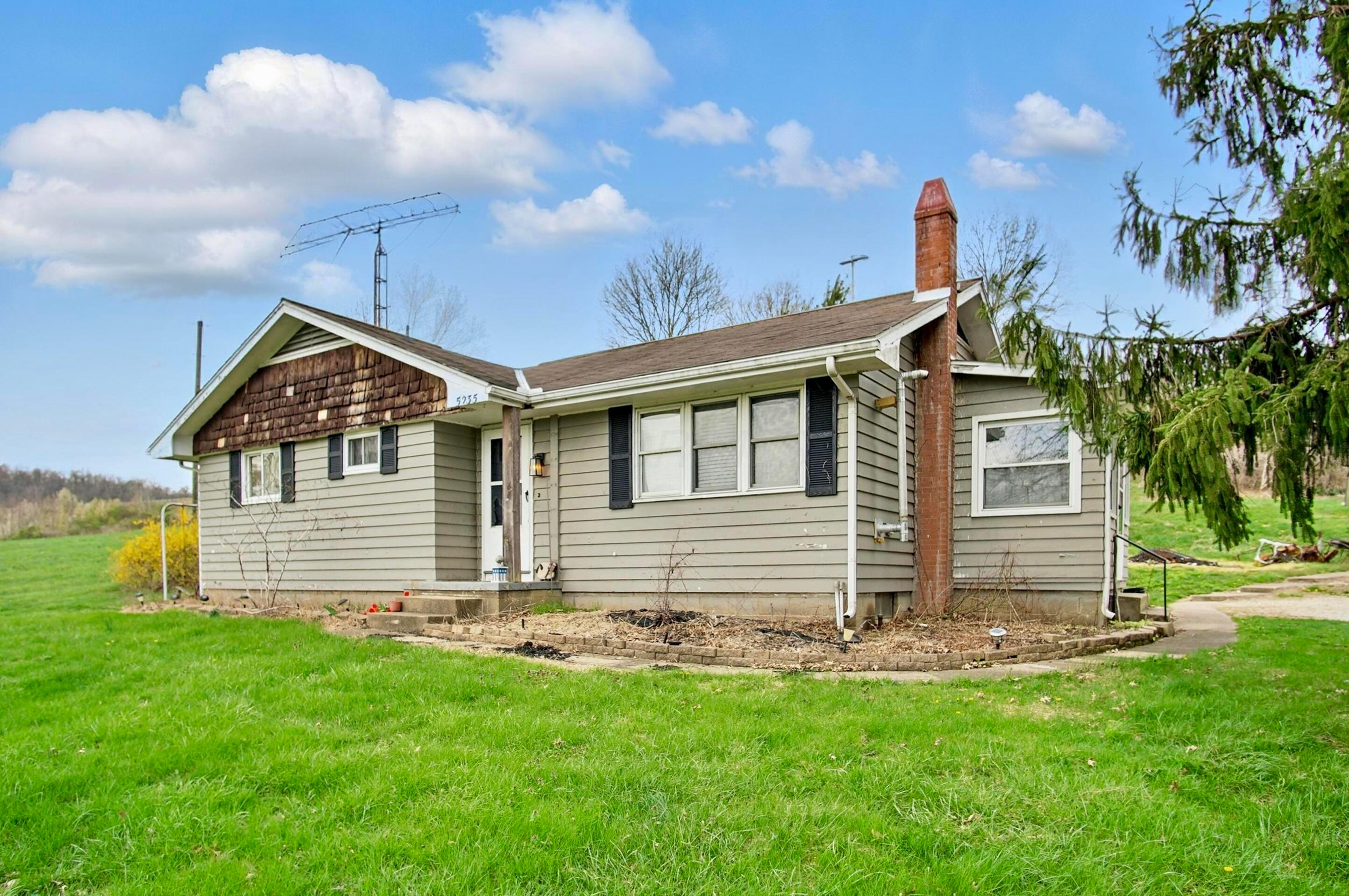 5235 Raiders Road Property Photo