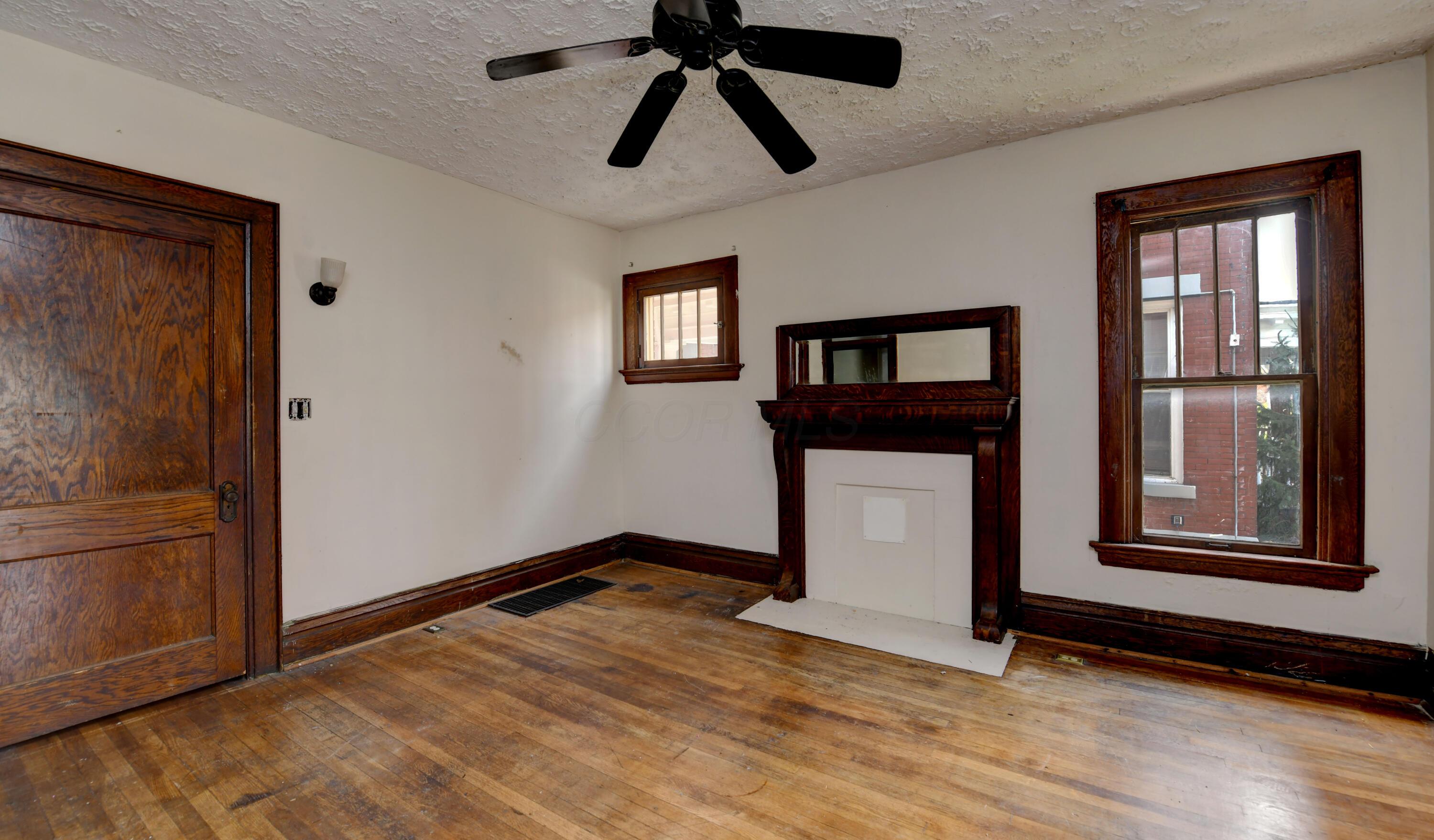 977 Bryden Road Property Photo 28