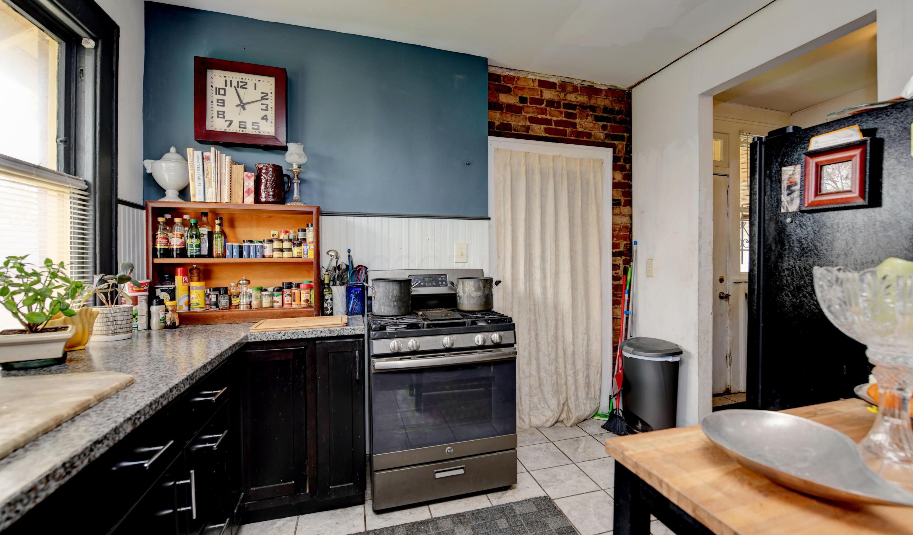 977 Bryden Road Property Photo 34