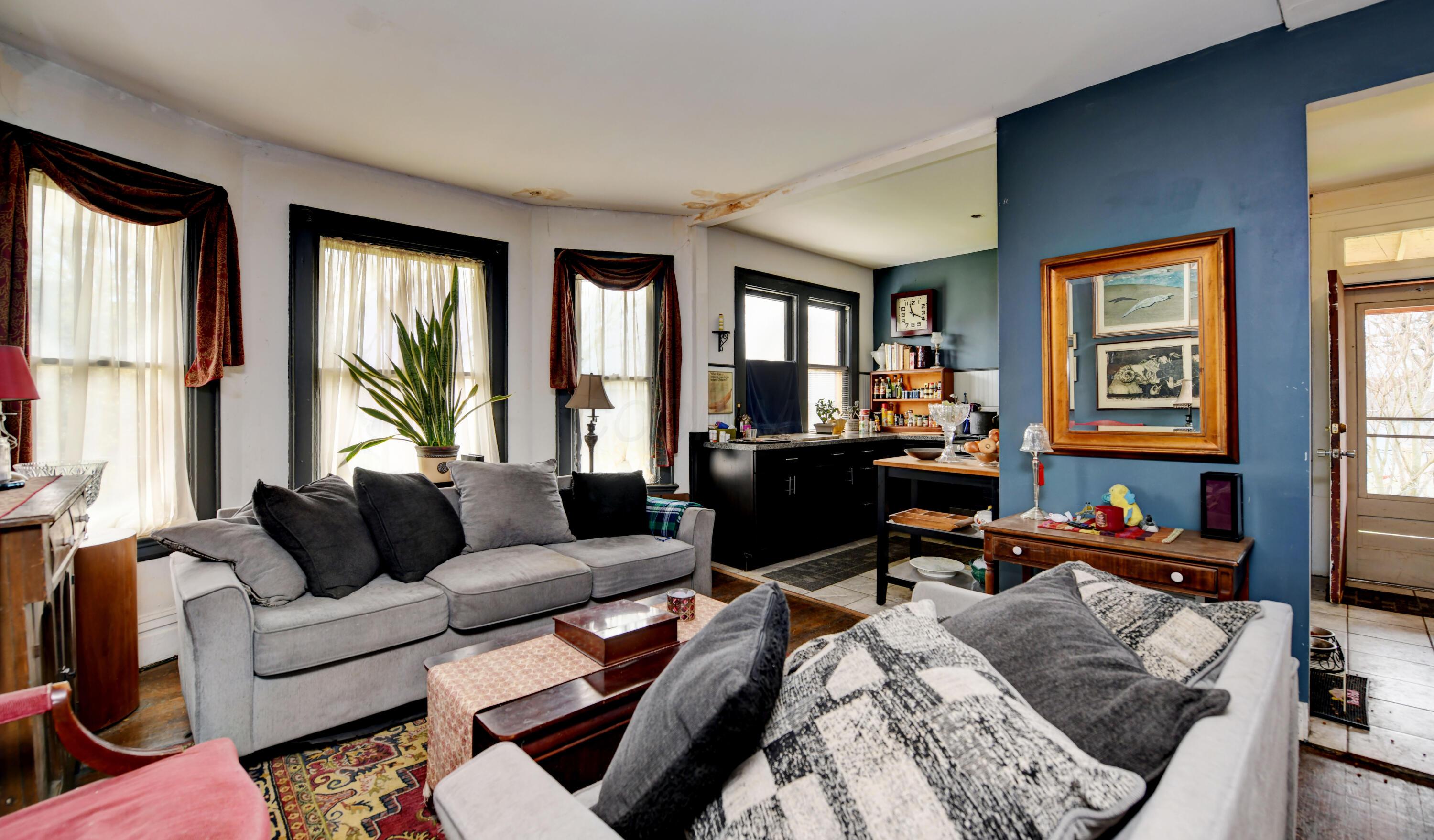 977 Bryden Road Property Photo 37