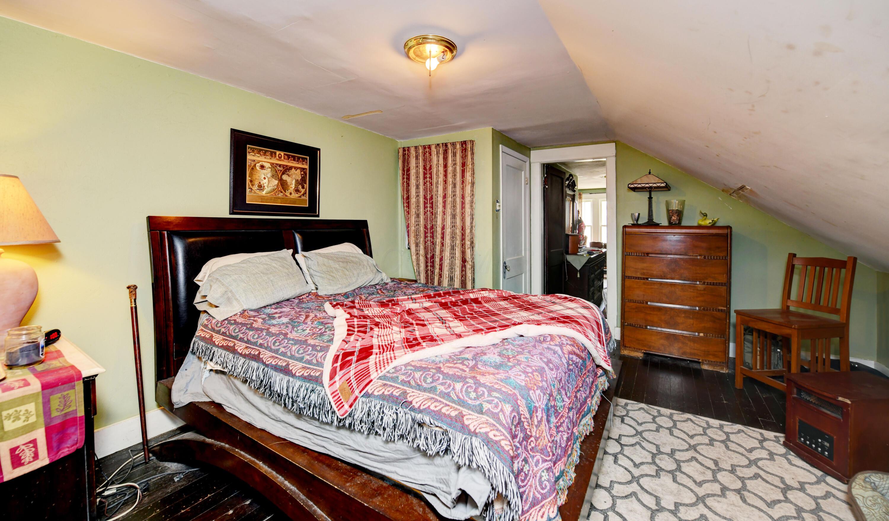 977 Bryden Road Property Photo 47