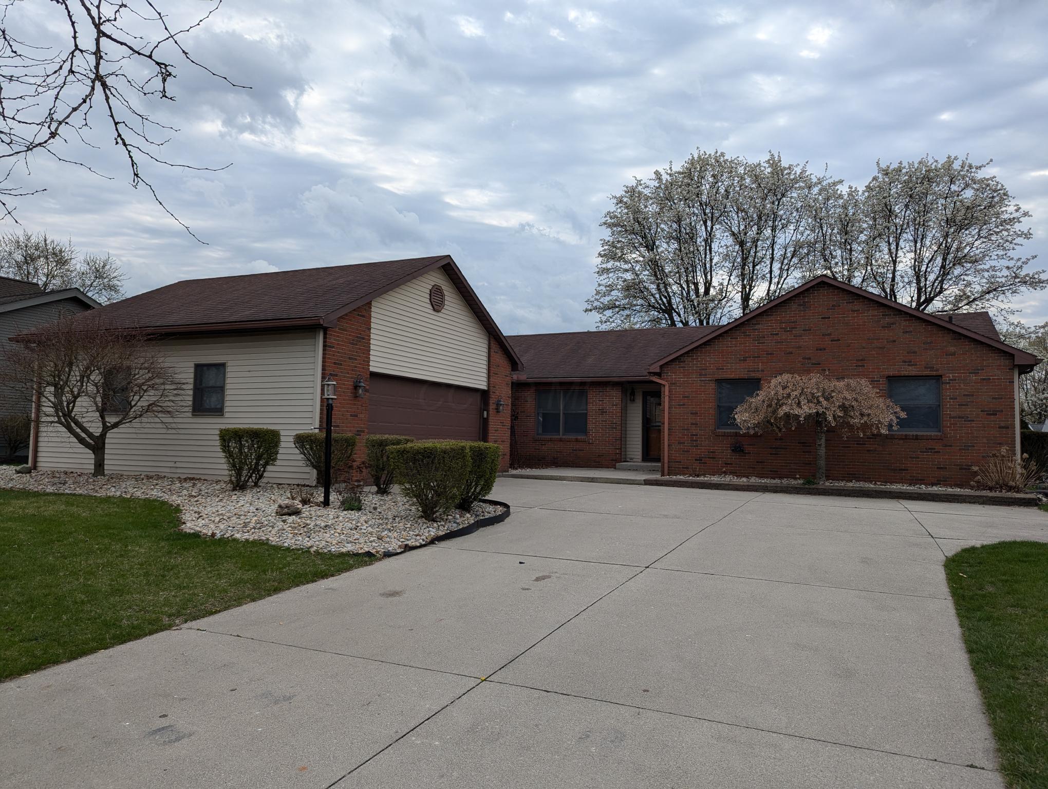 1707 Oxford Drive Property Photo