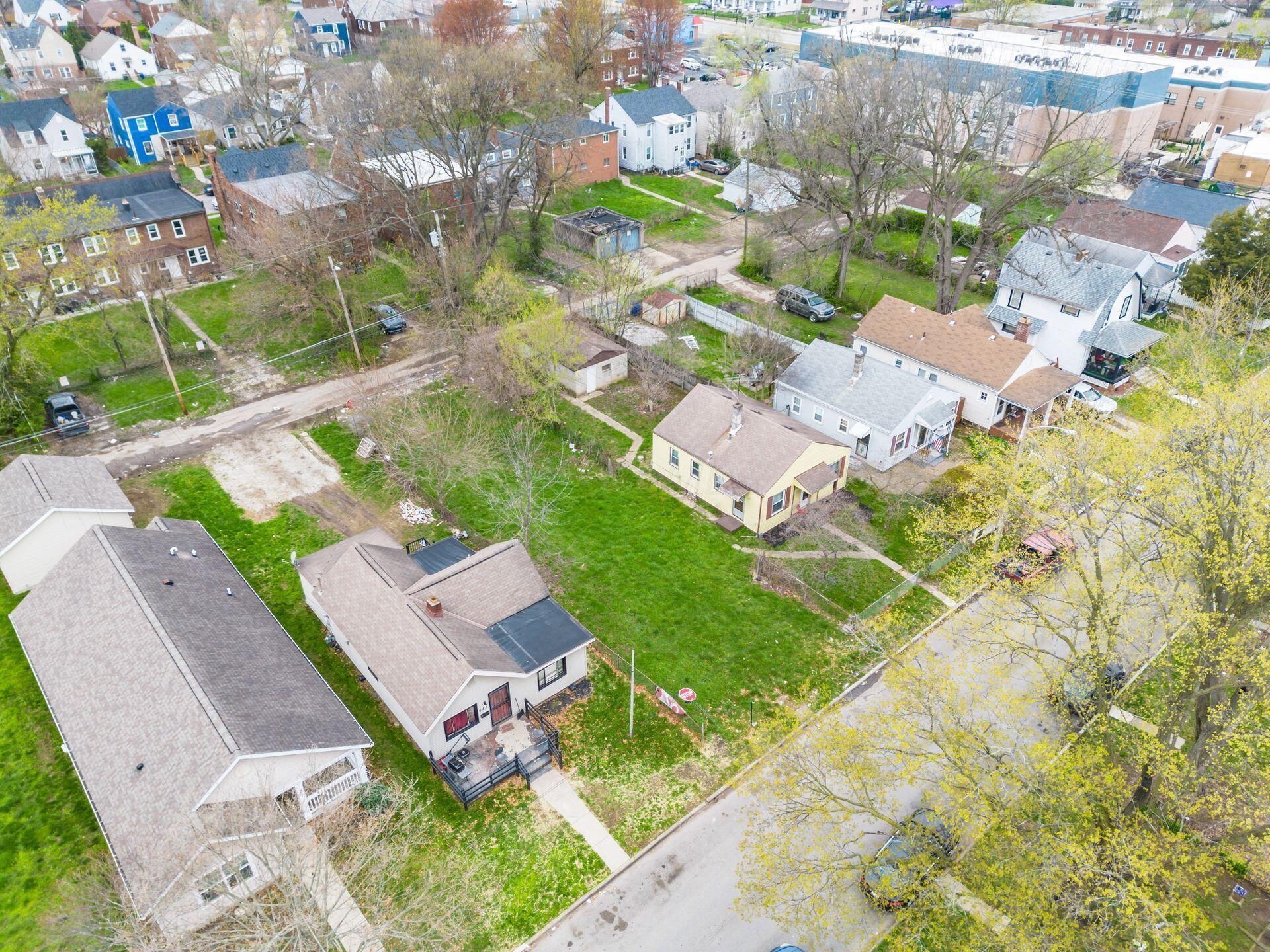 941 Seymour Avenue Property Photo 4