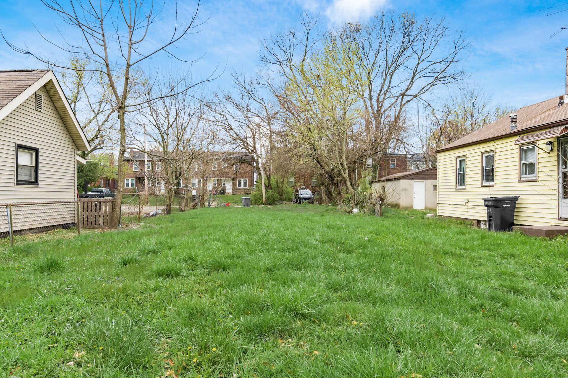 941 Seymour Avenue Property Photo 9