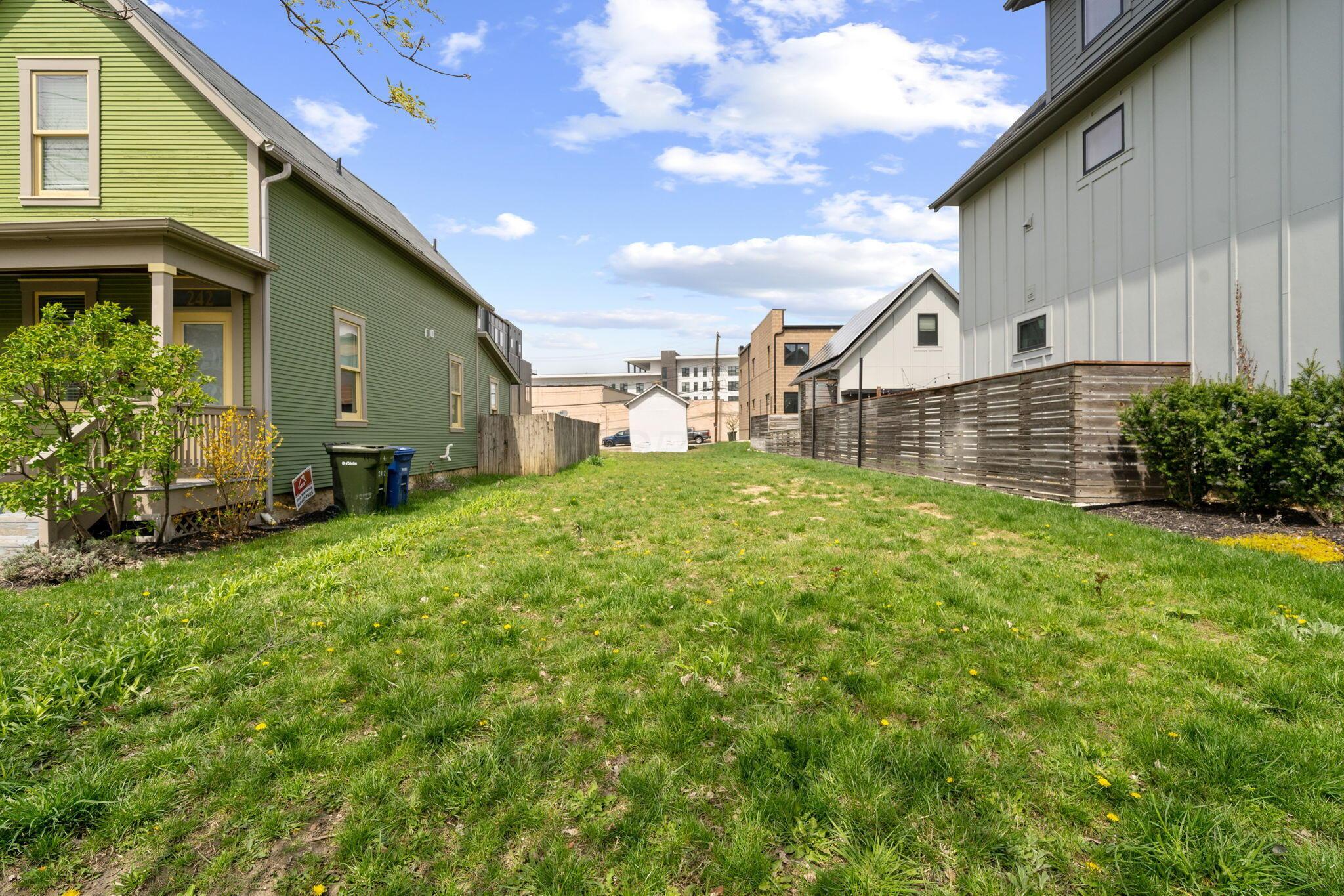 225012417 Property Photo 8