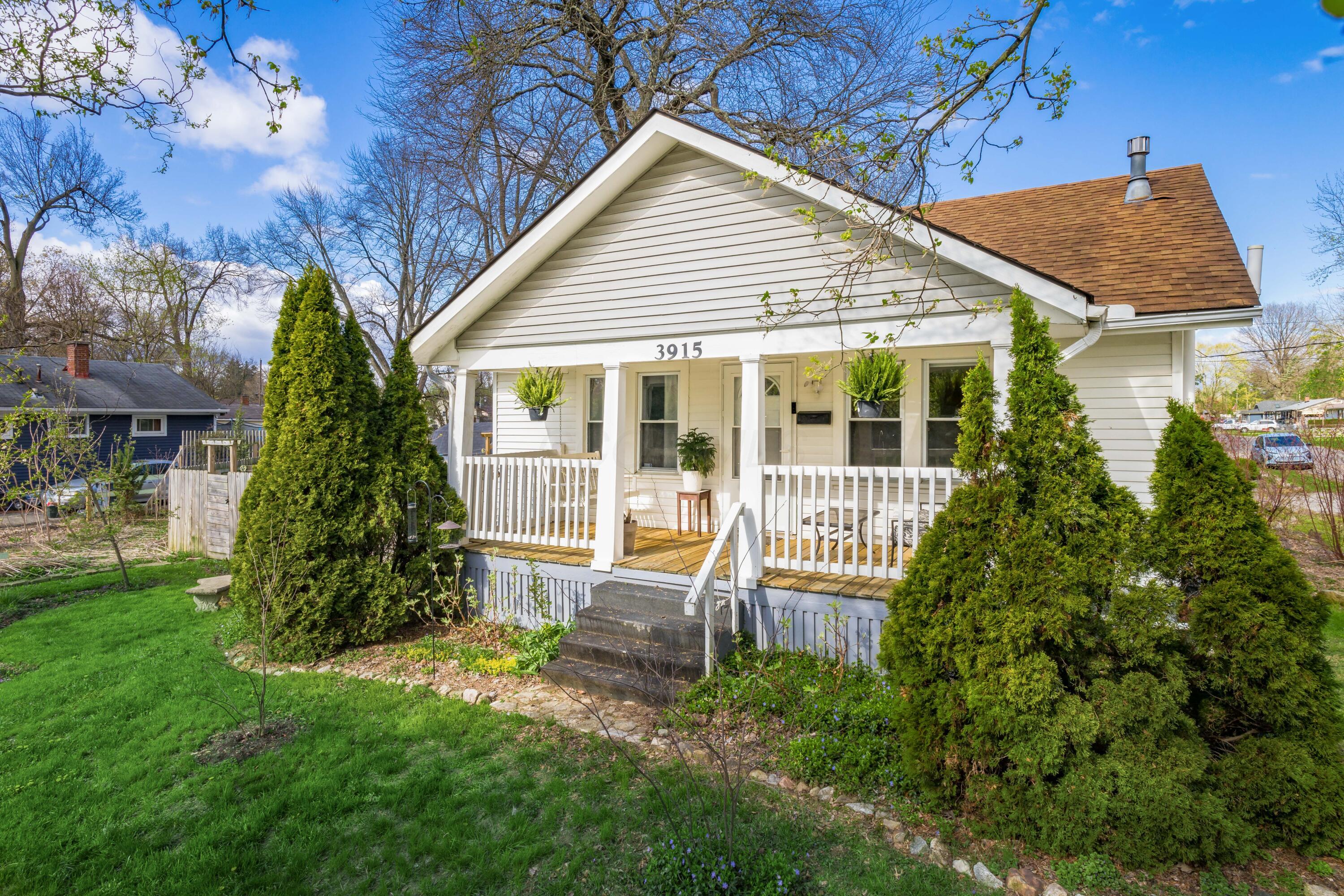 3915 Walford Street Property Photo