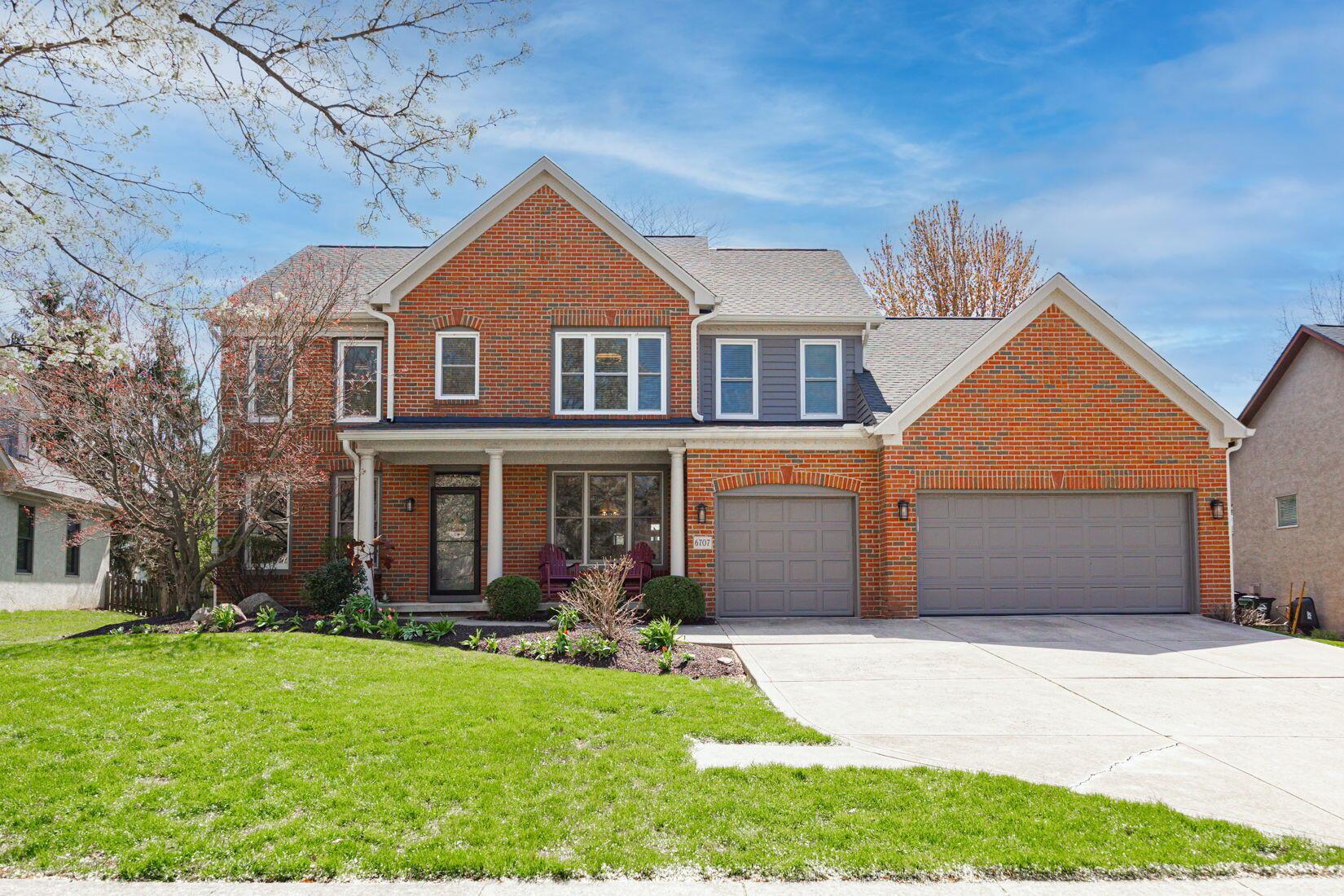 6707 Meadow Glen Drive S Property Photo 1