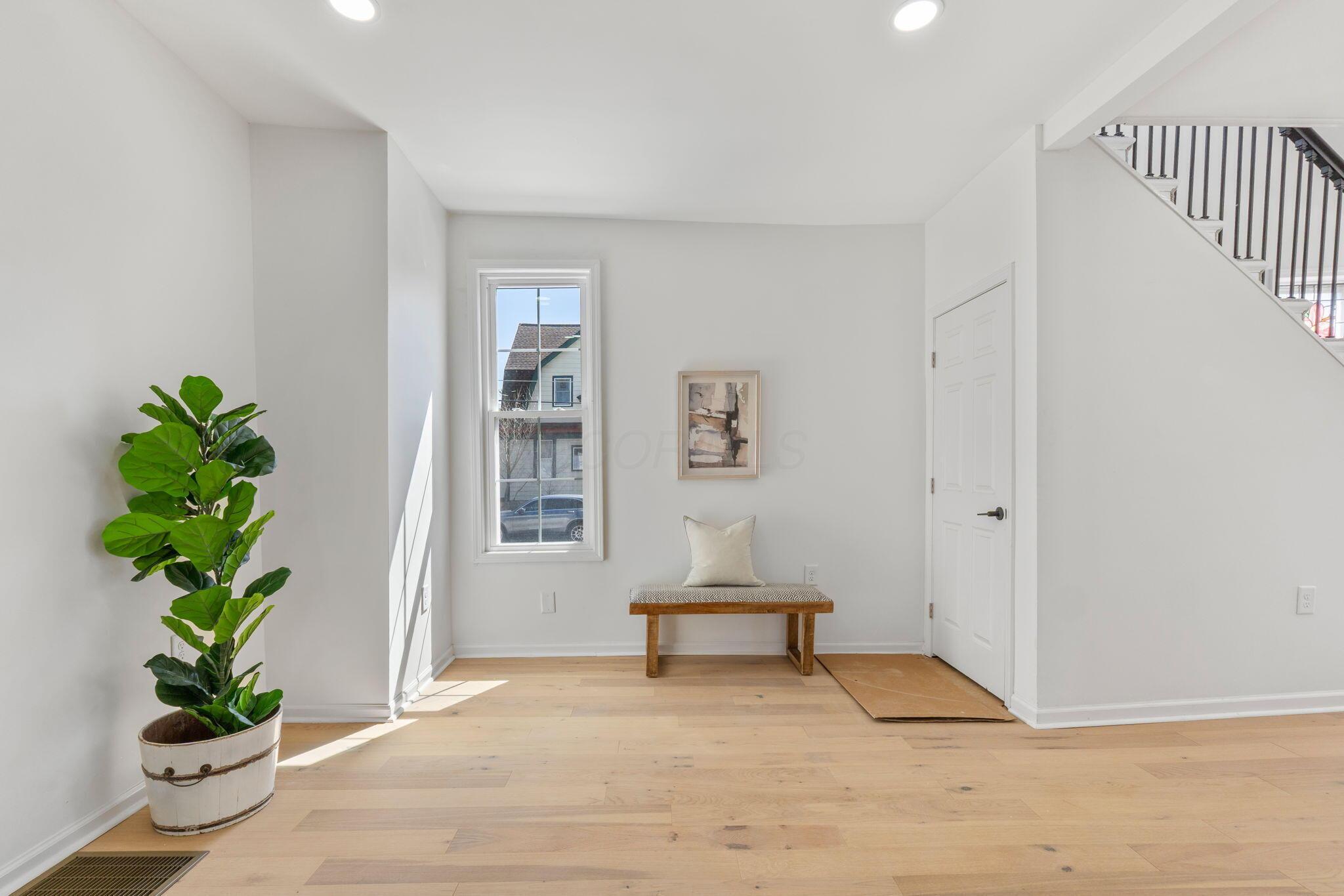 92 N Vine Street Property Photo 15