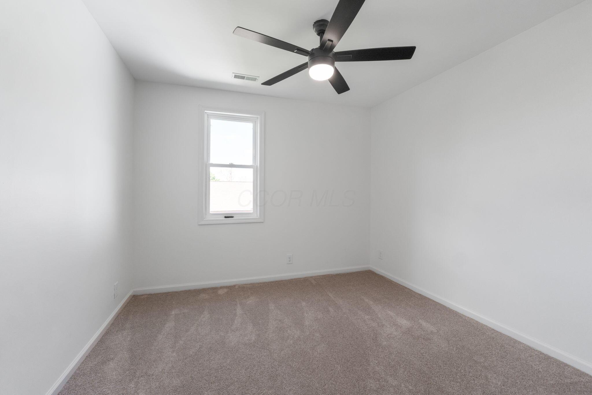 92 N Vine Street Property Photo 50