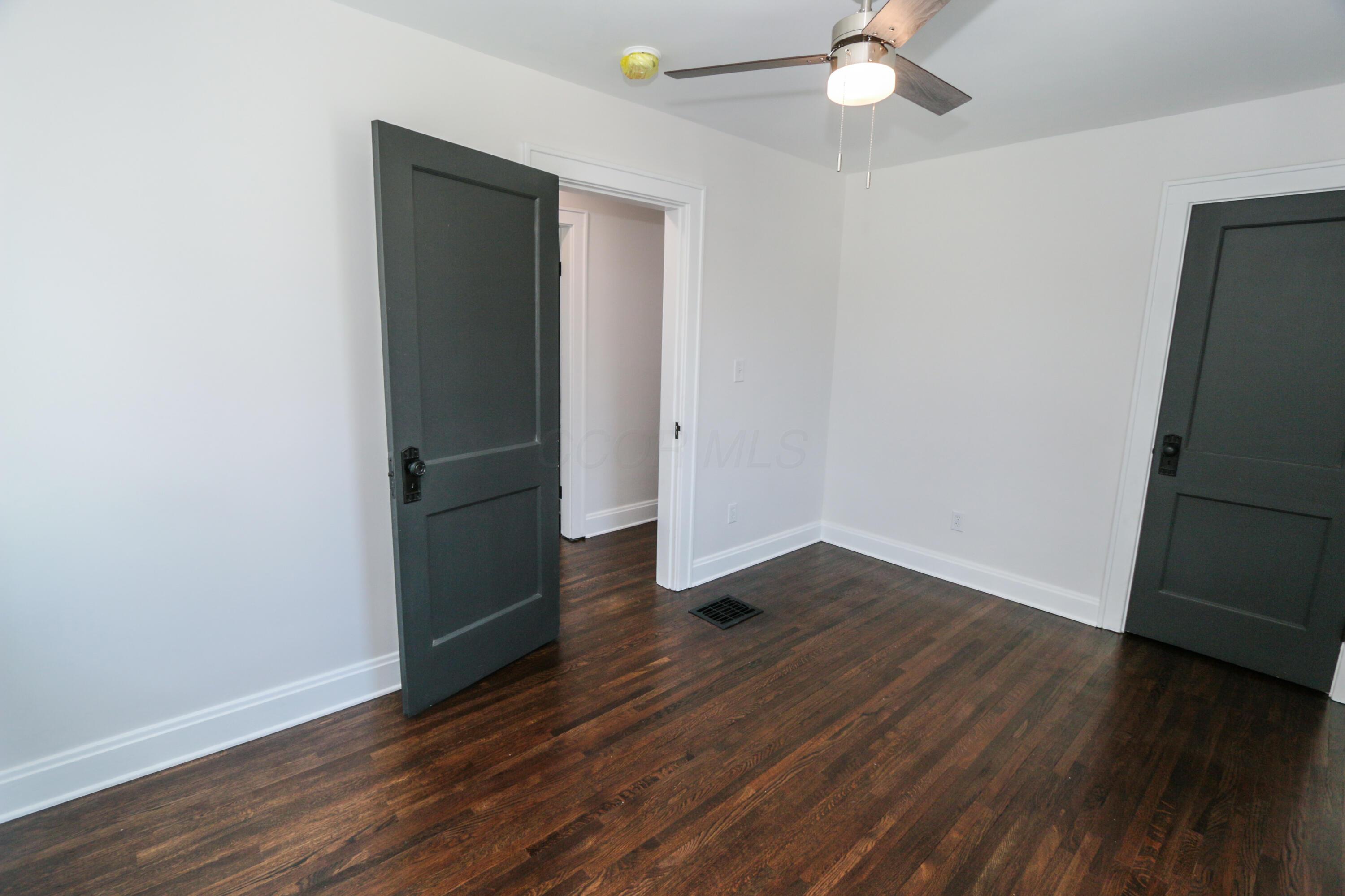 568 Cline Street Property Photo 32