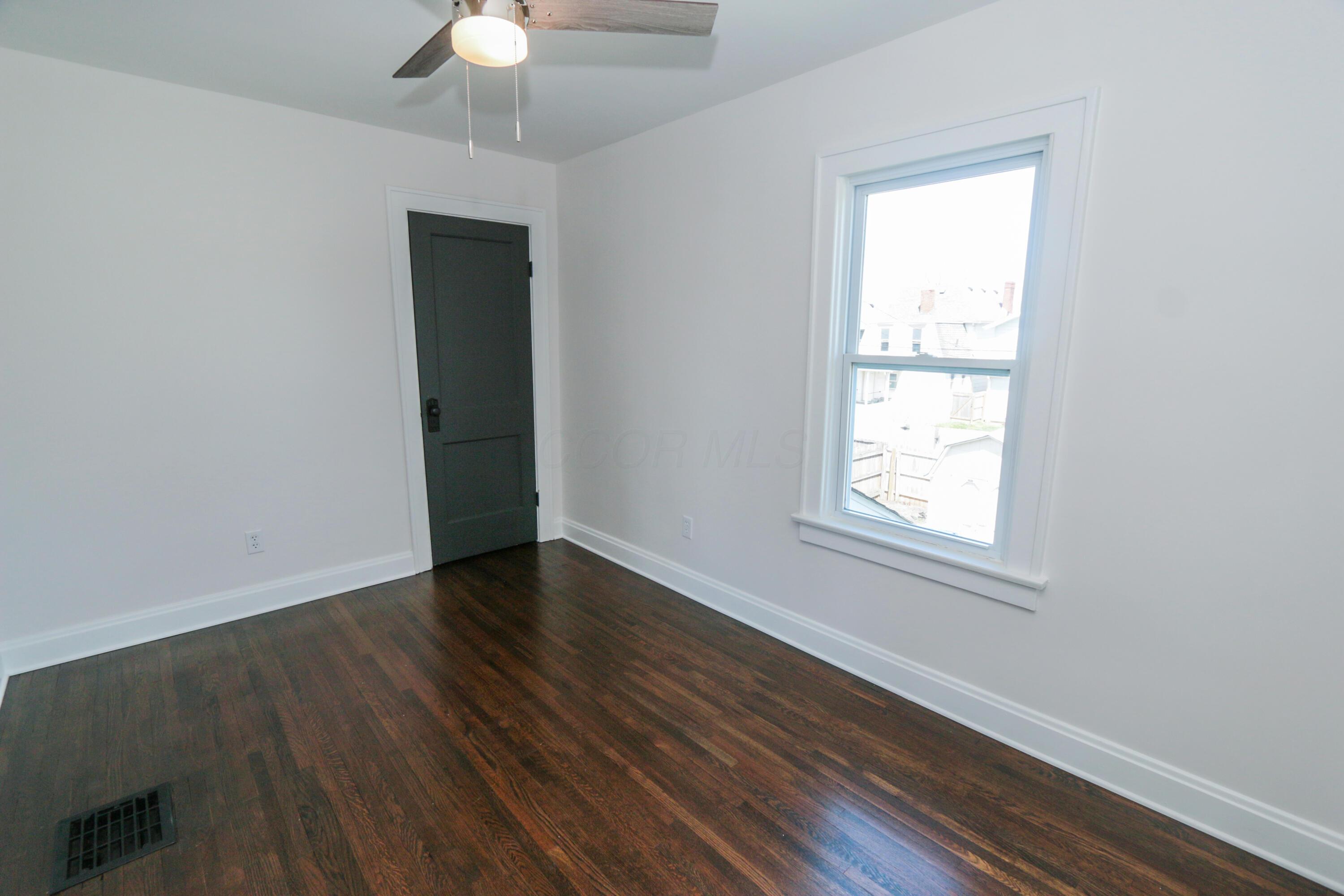 568 Cline Street Property Photo 33