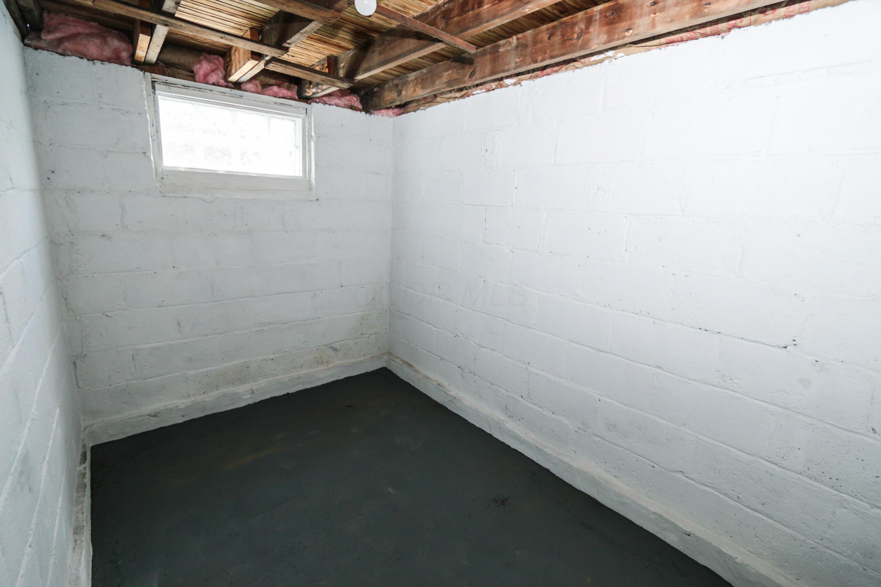 568 Cline Street Property Photo 38