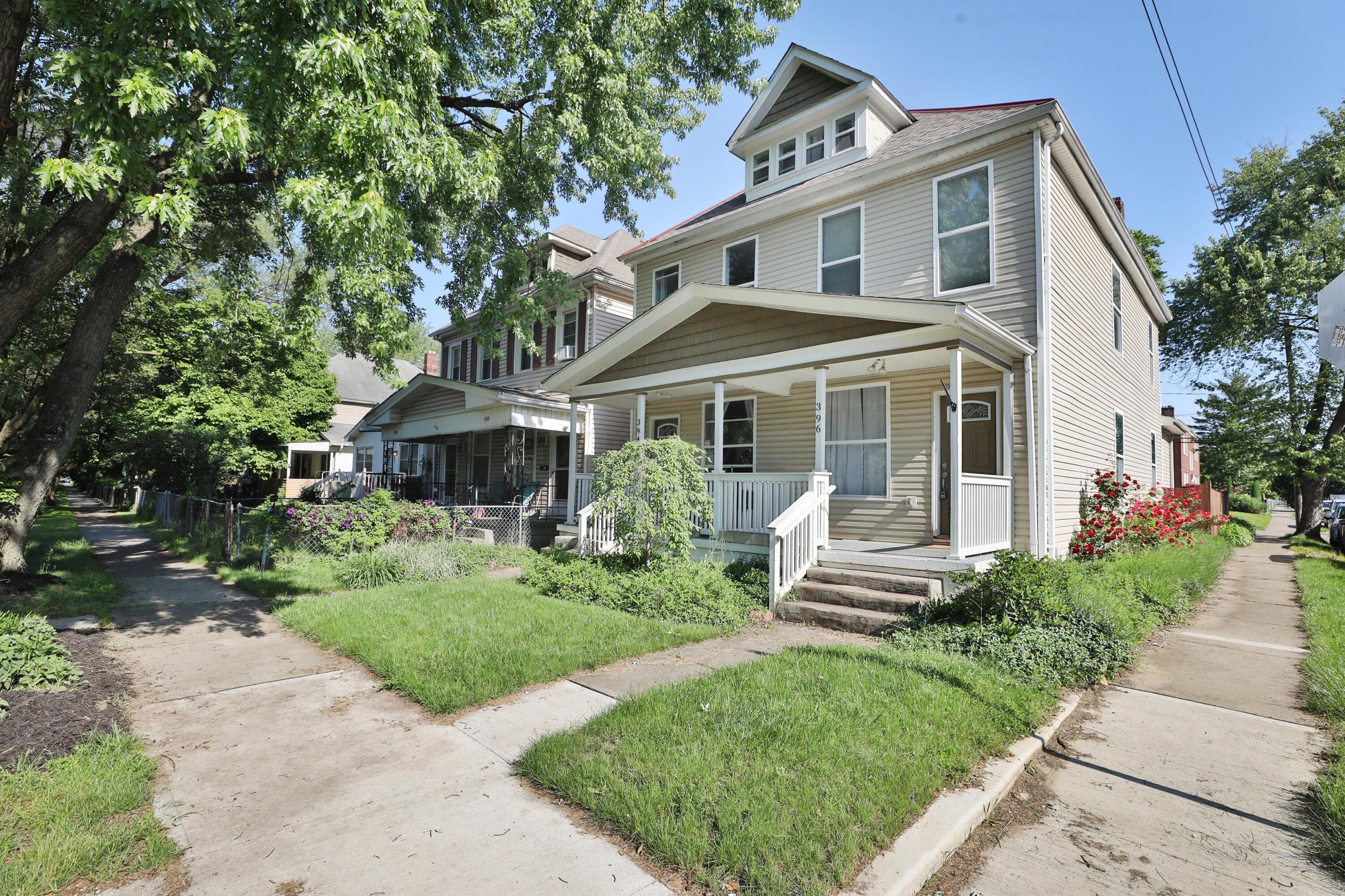 394-396 E Mithoff Street Property Photo 4