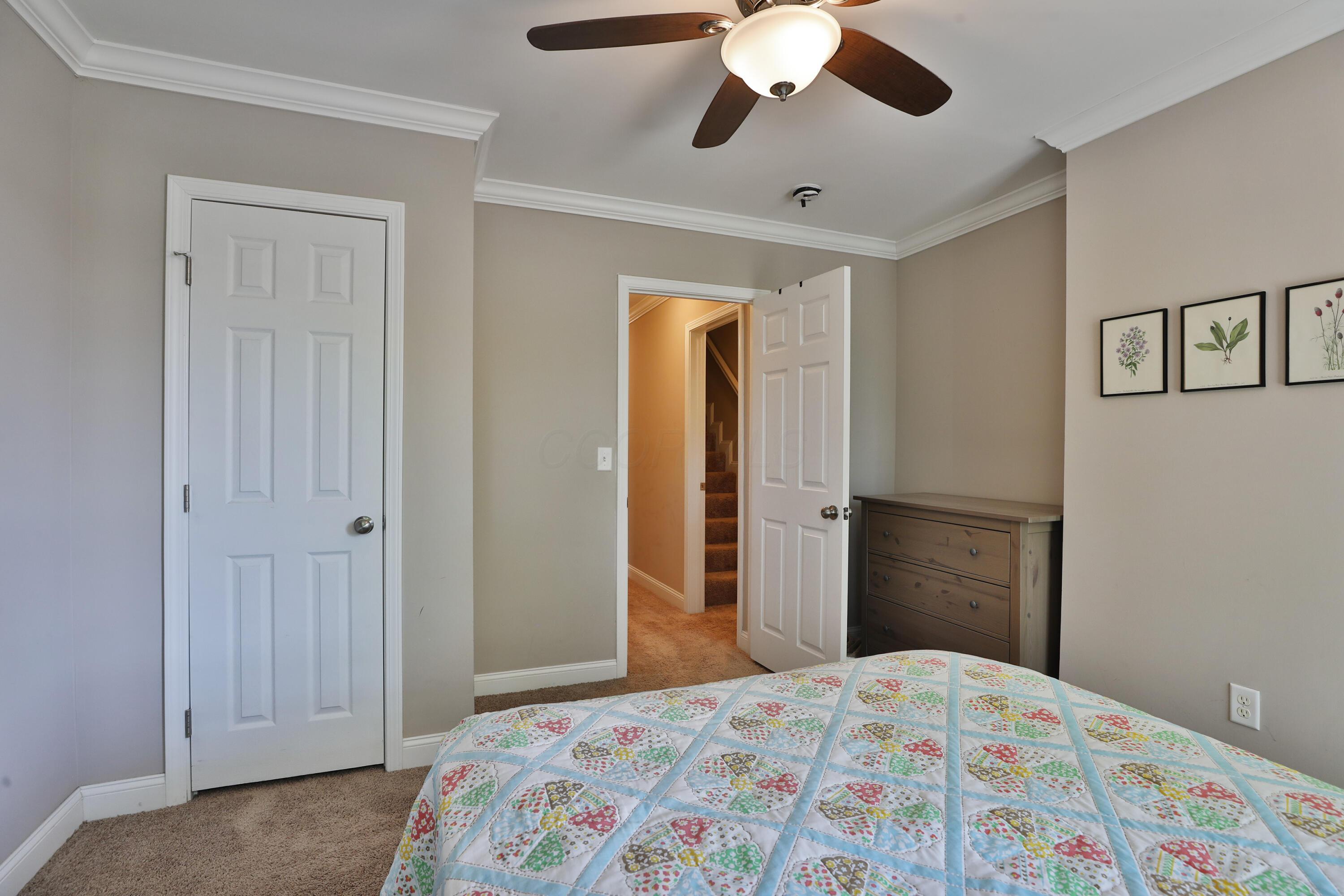 394-396 E Mithoff Street Property Photo 44