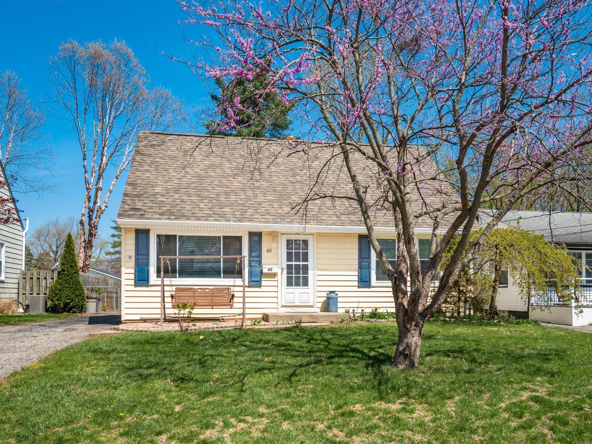 60 Parkview Avenue Property Photo 1
