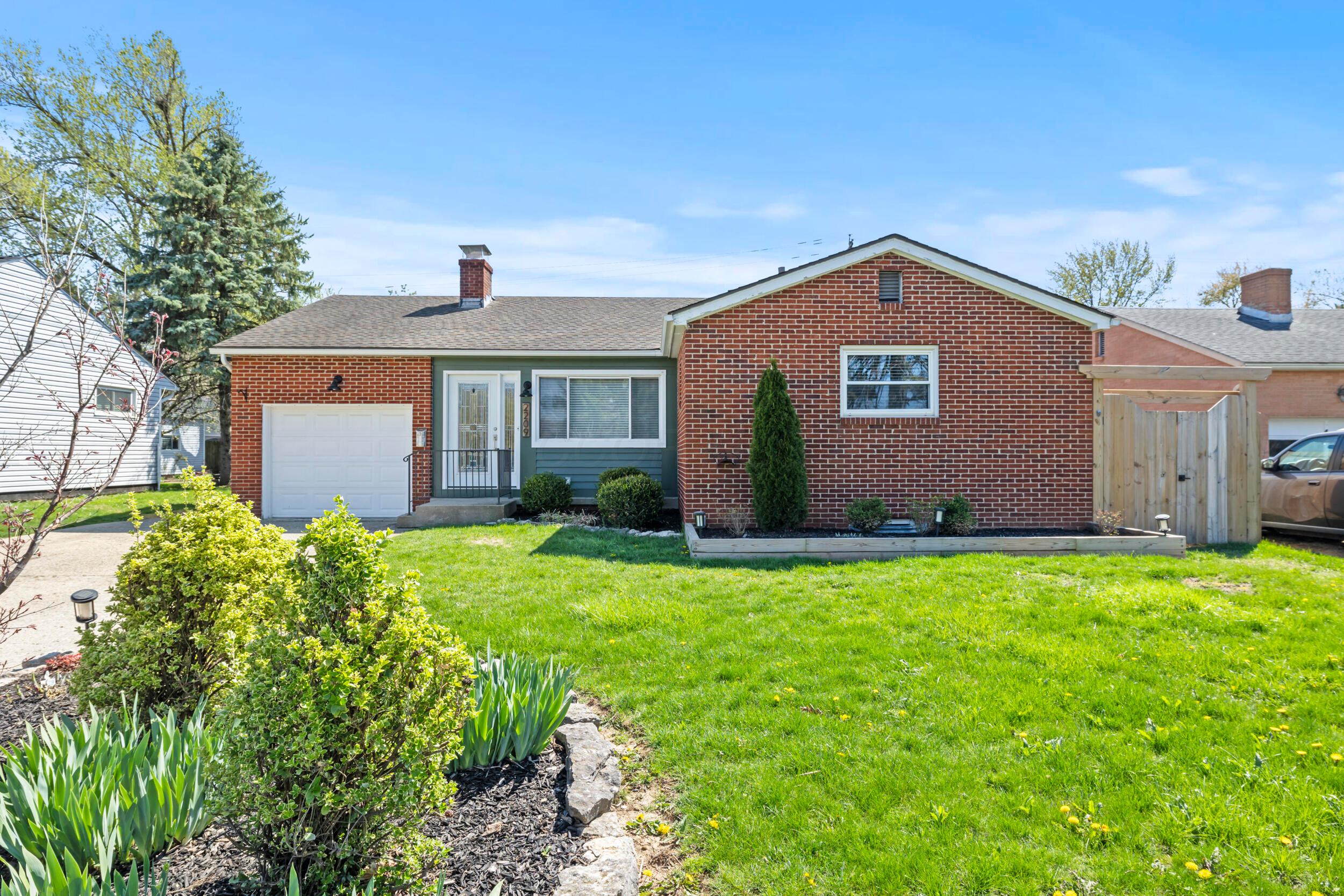 2209 Fishinger Road Property Photo