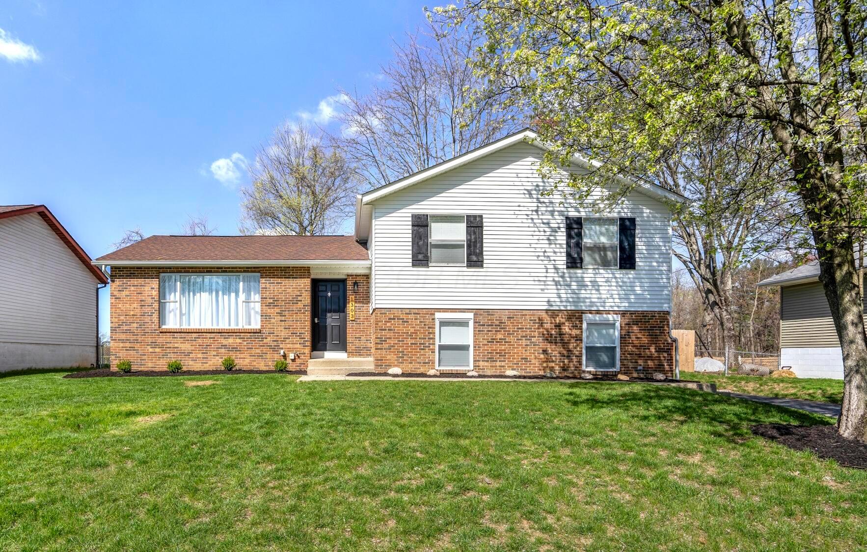 1303 Addison Drive Property Photo 1
