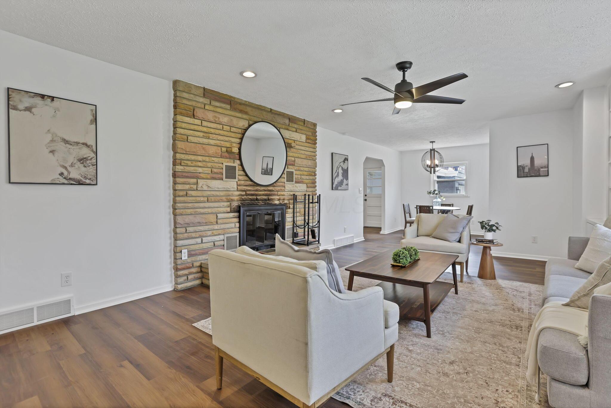 2340 Charlemagne Street Property Photo 10