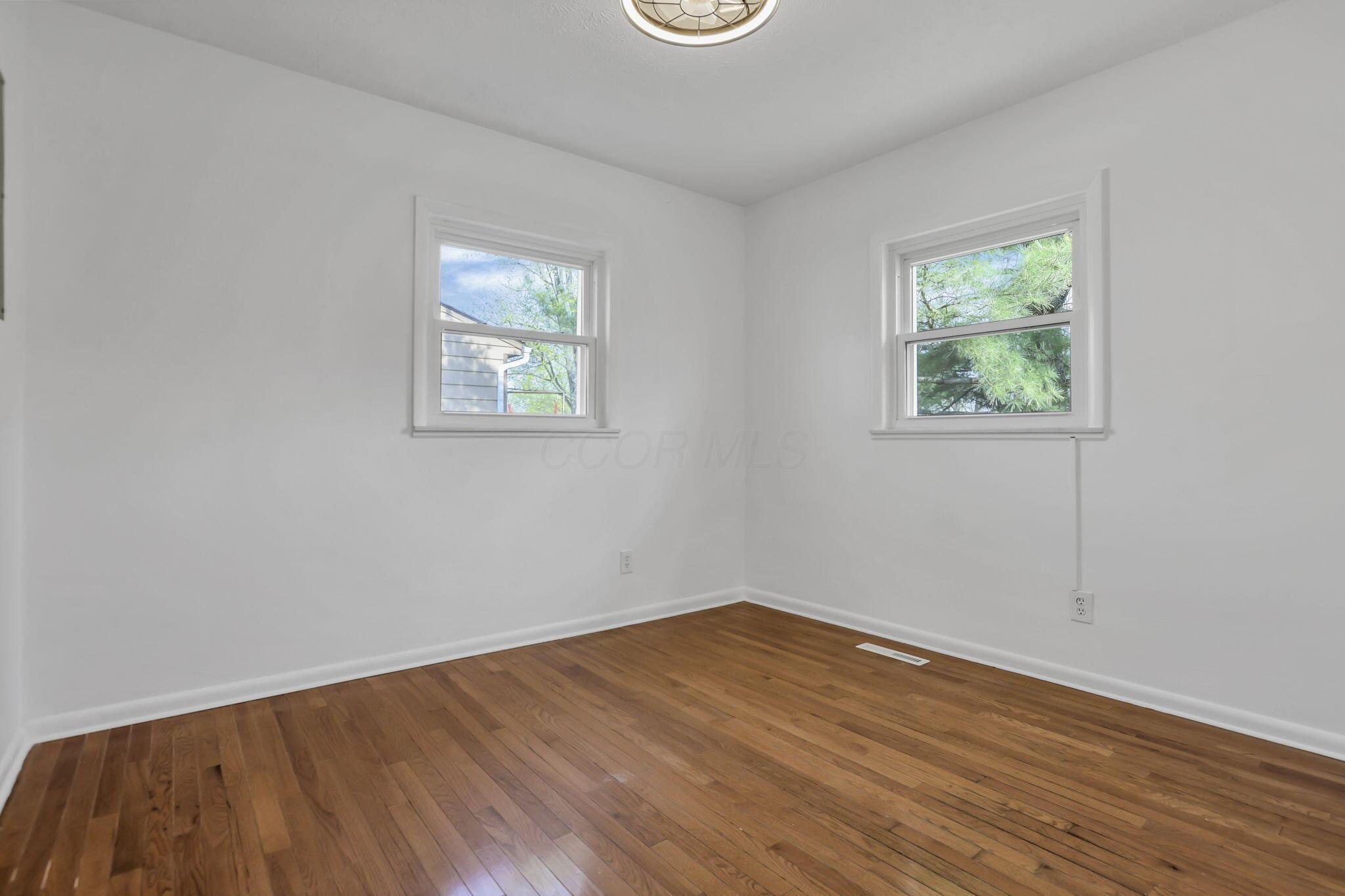 2340 Charlemagne Street Property Photo 29