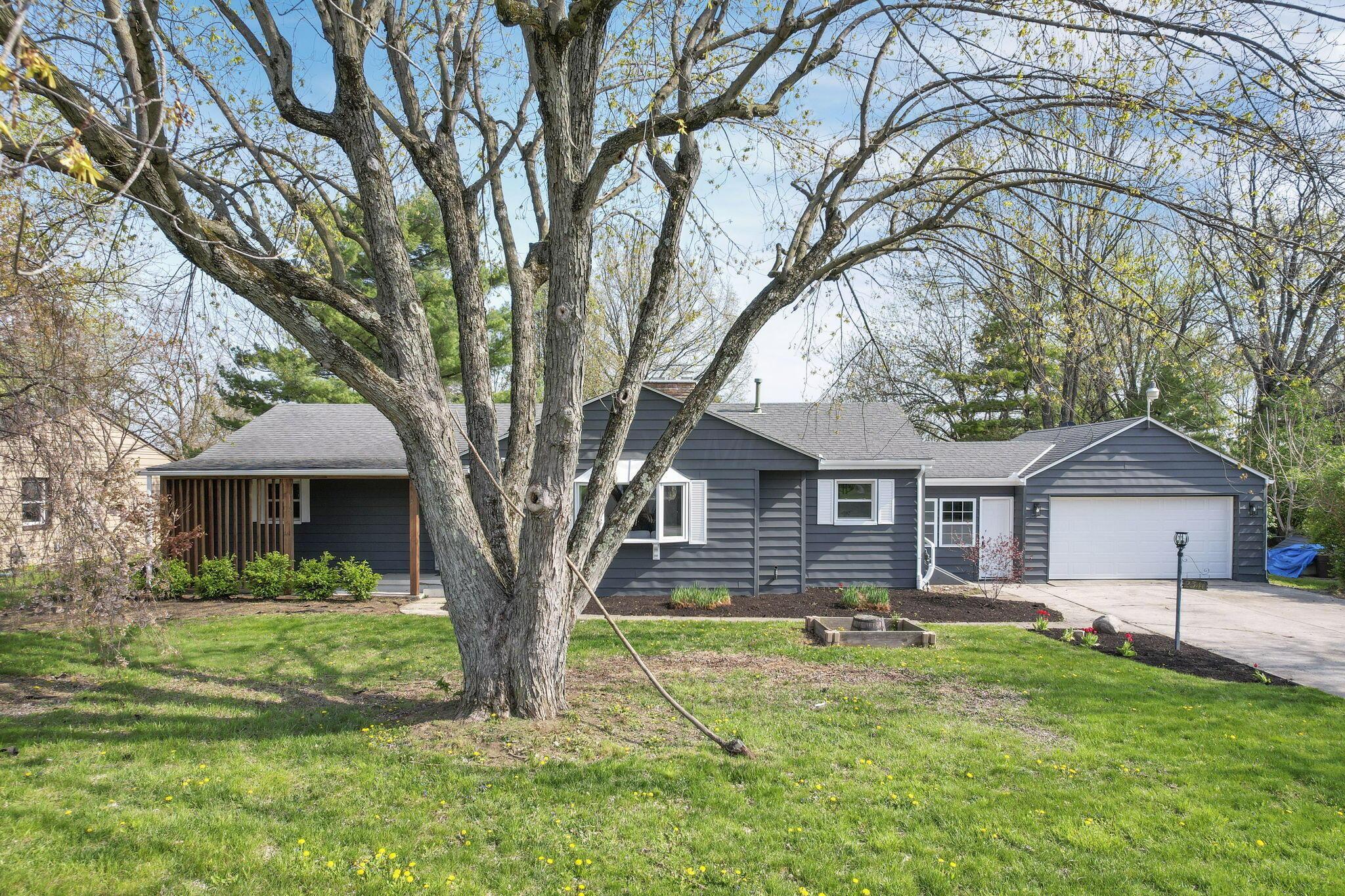 2340 Charlemagne Street Property Photo 48