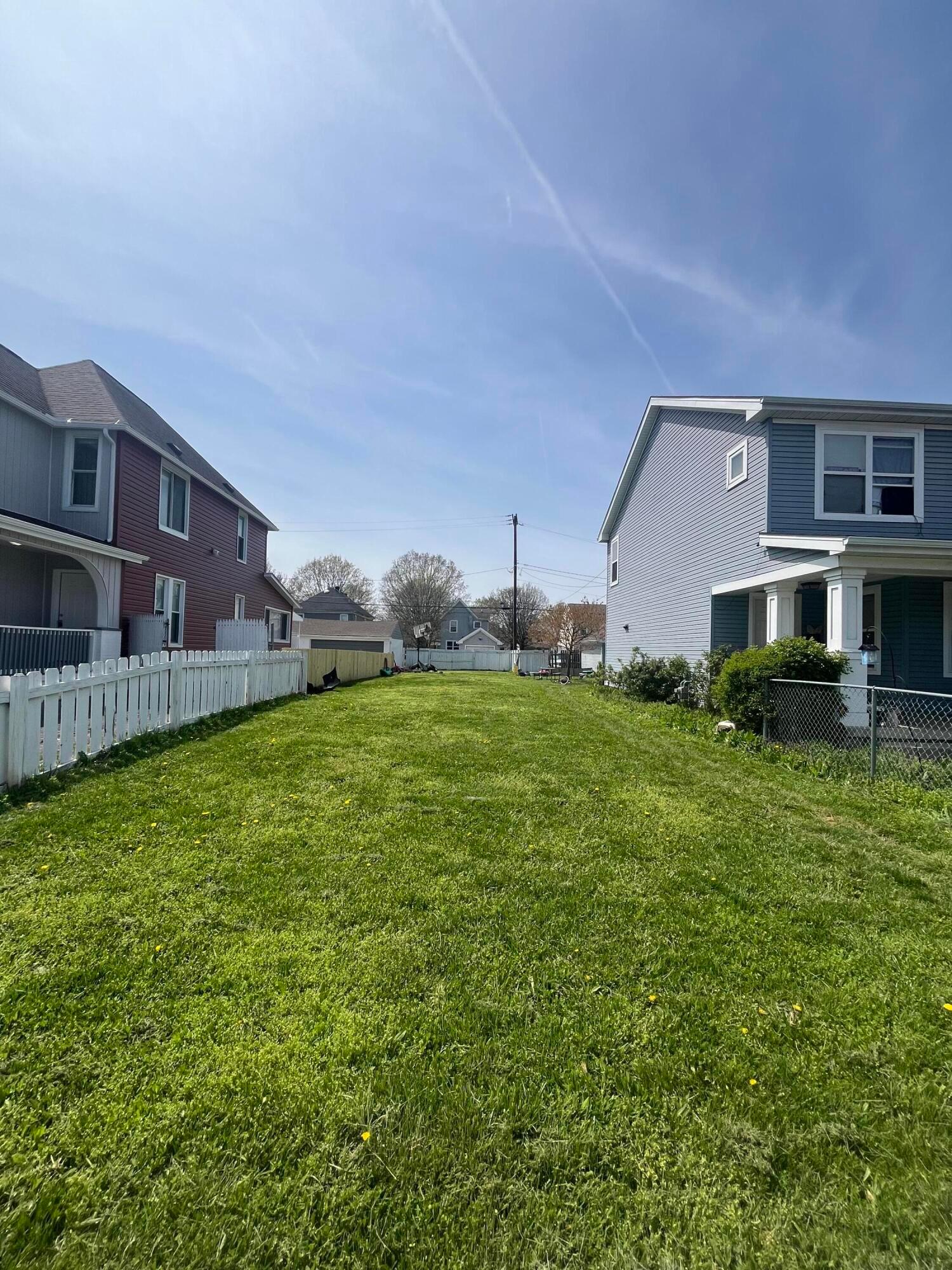 49 S Yale Avenue Property Photo 1