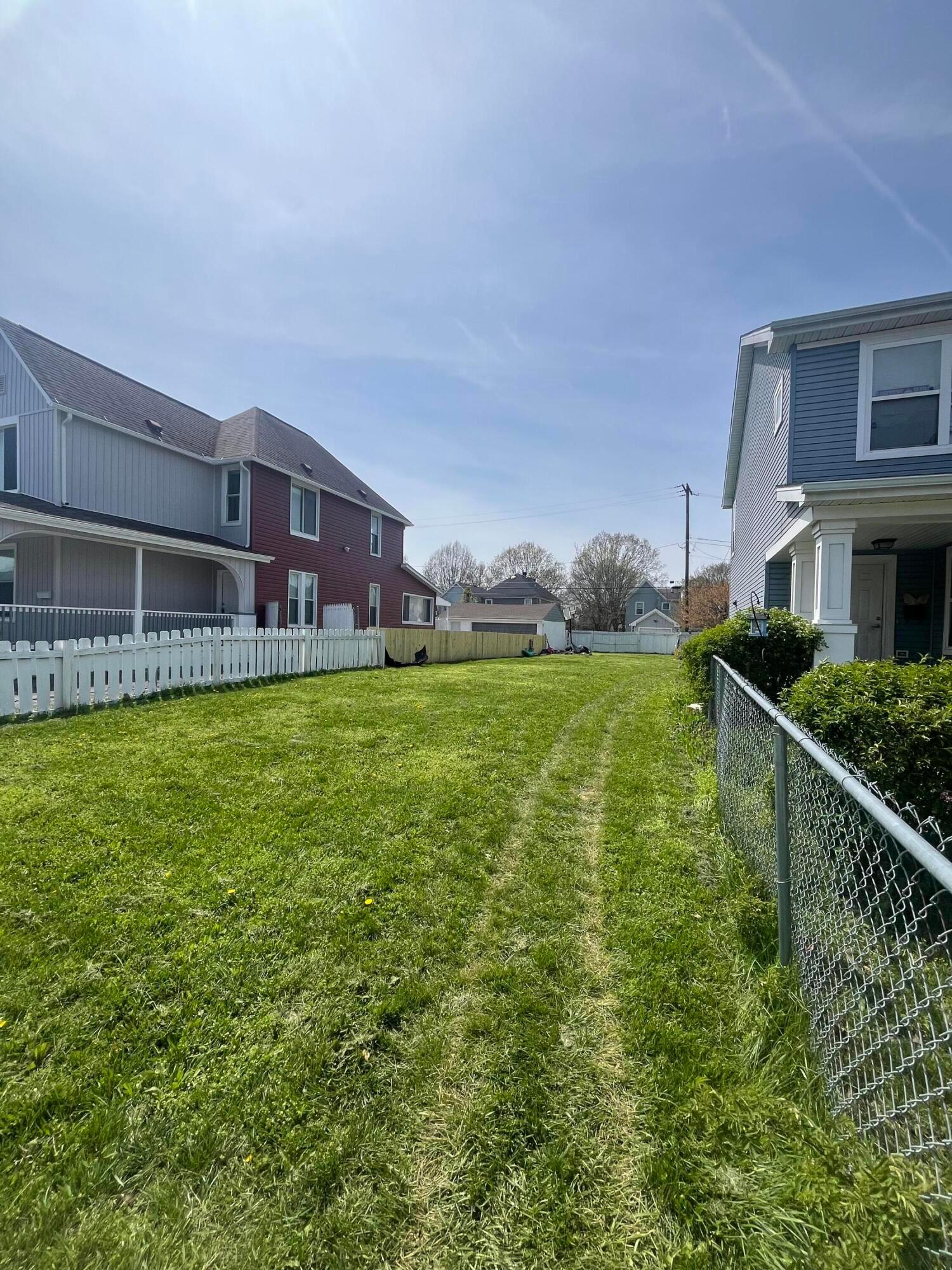 49 S Yale Avenue Property Photo 3