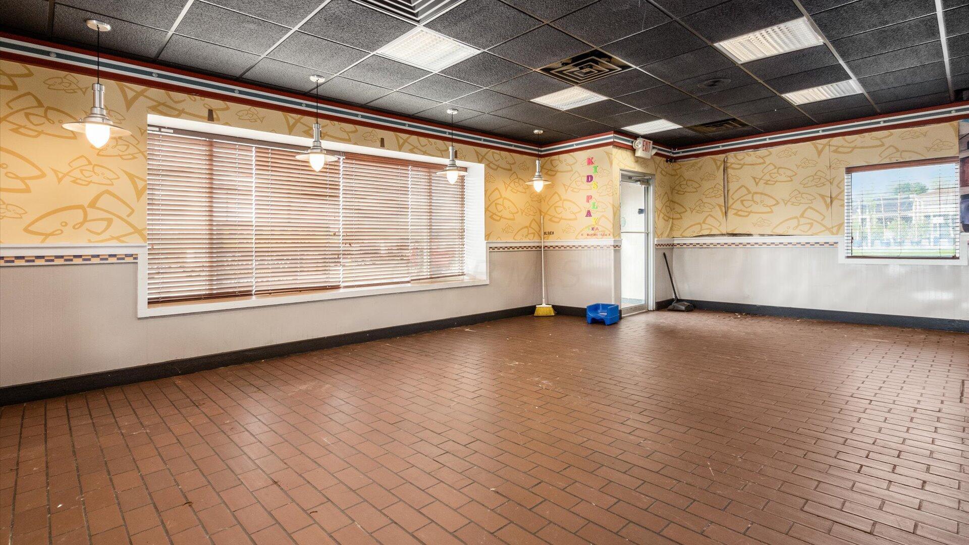 1821 E Wheeling Avenue Property Photo 8
