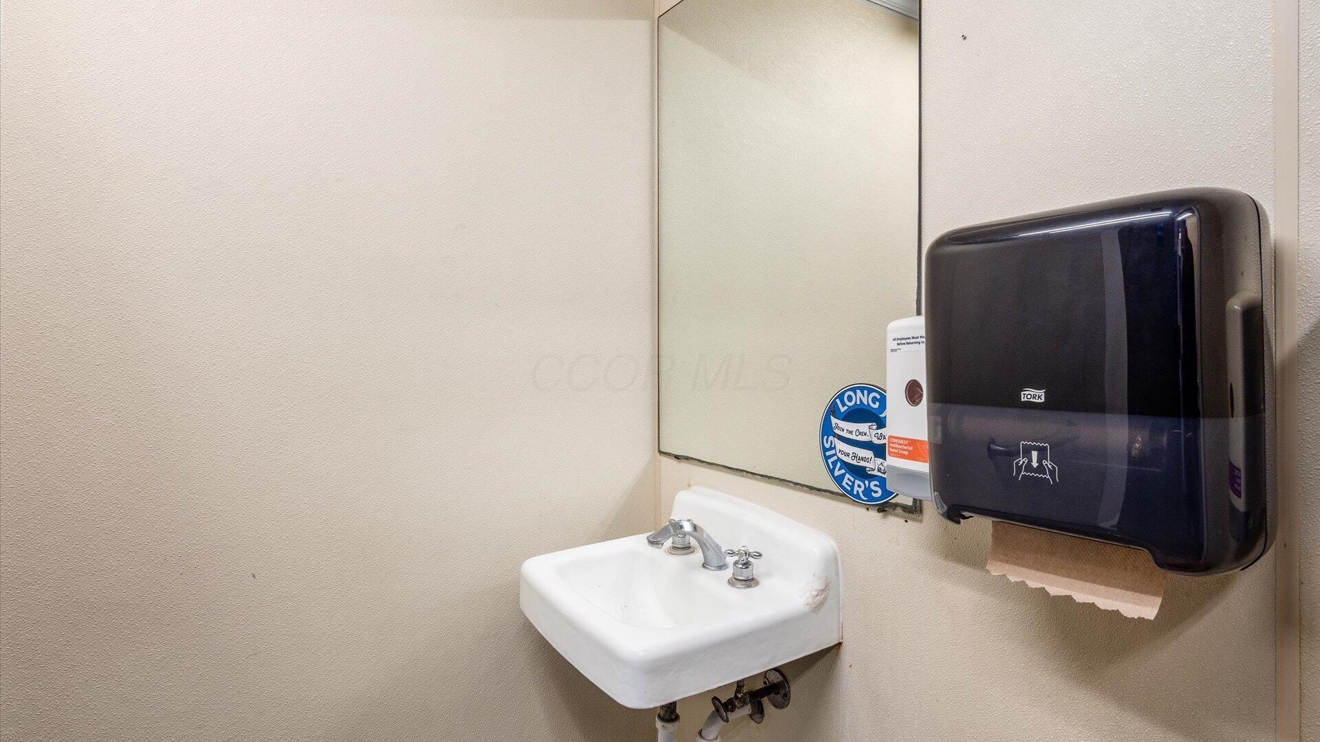 1821 E Wheeling Avenue Property Photo 14