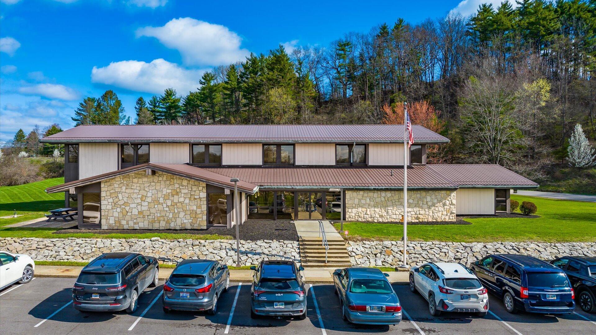 9711 E Pike Road Property Photo