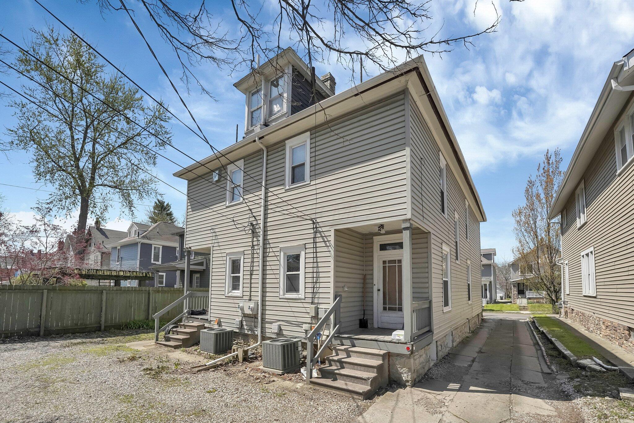 2406 Indianola Avenue, 8 Property Photo 6