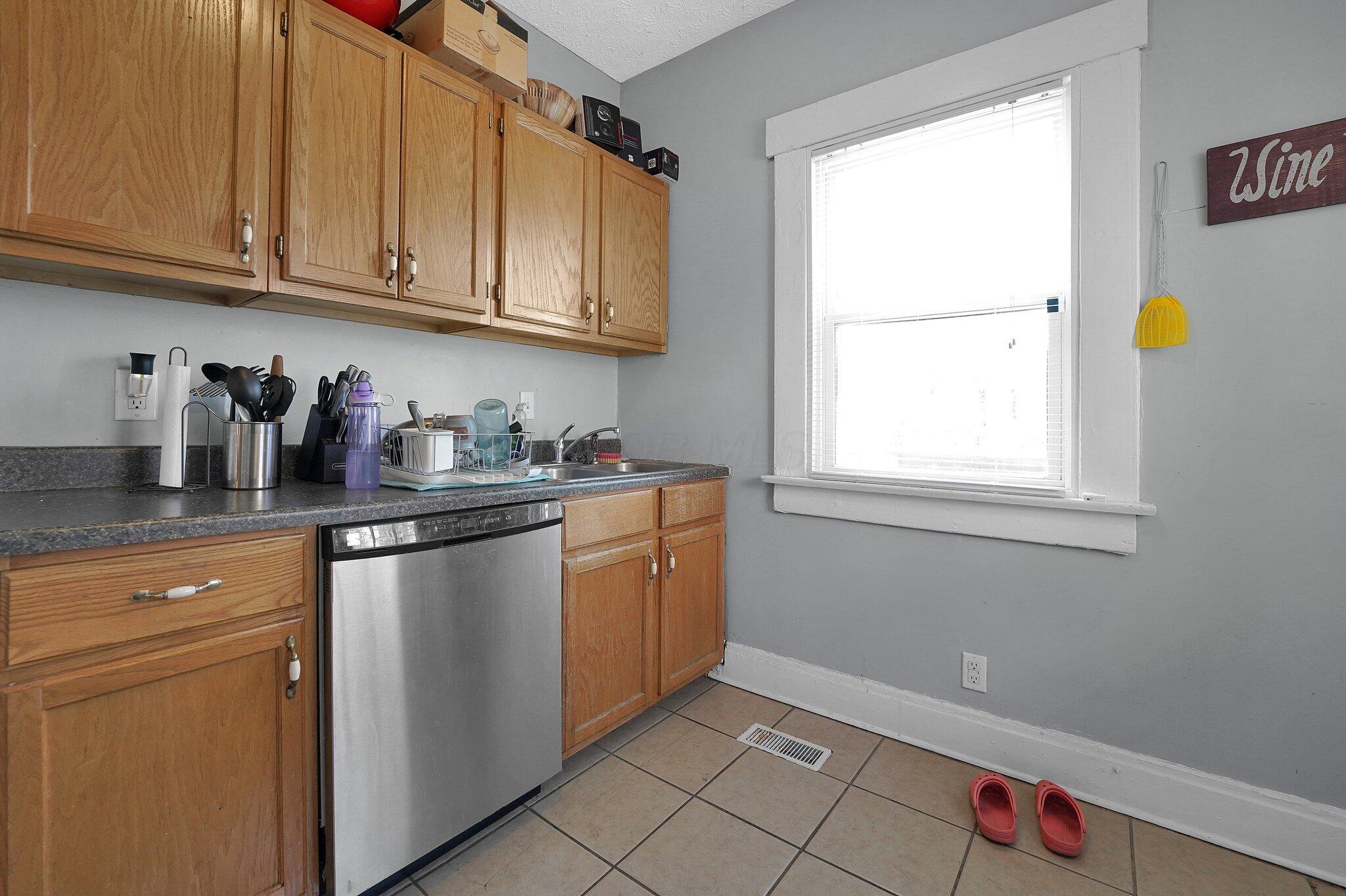2513 Indianola Avenue, 15 Property Photo 11