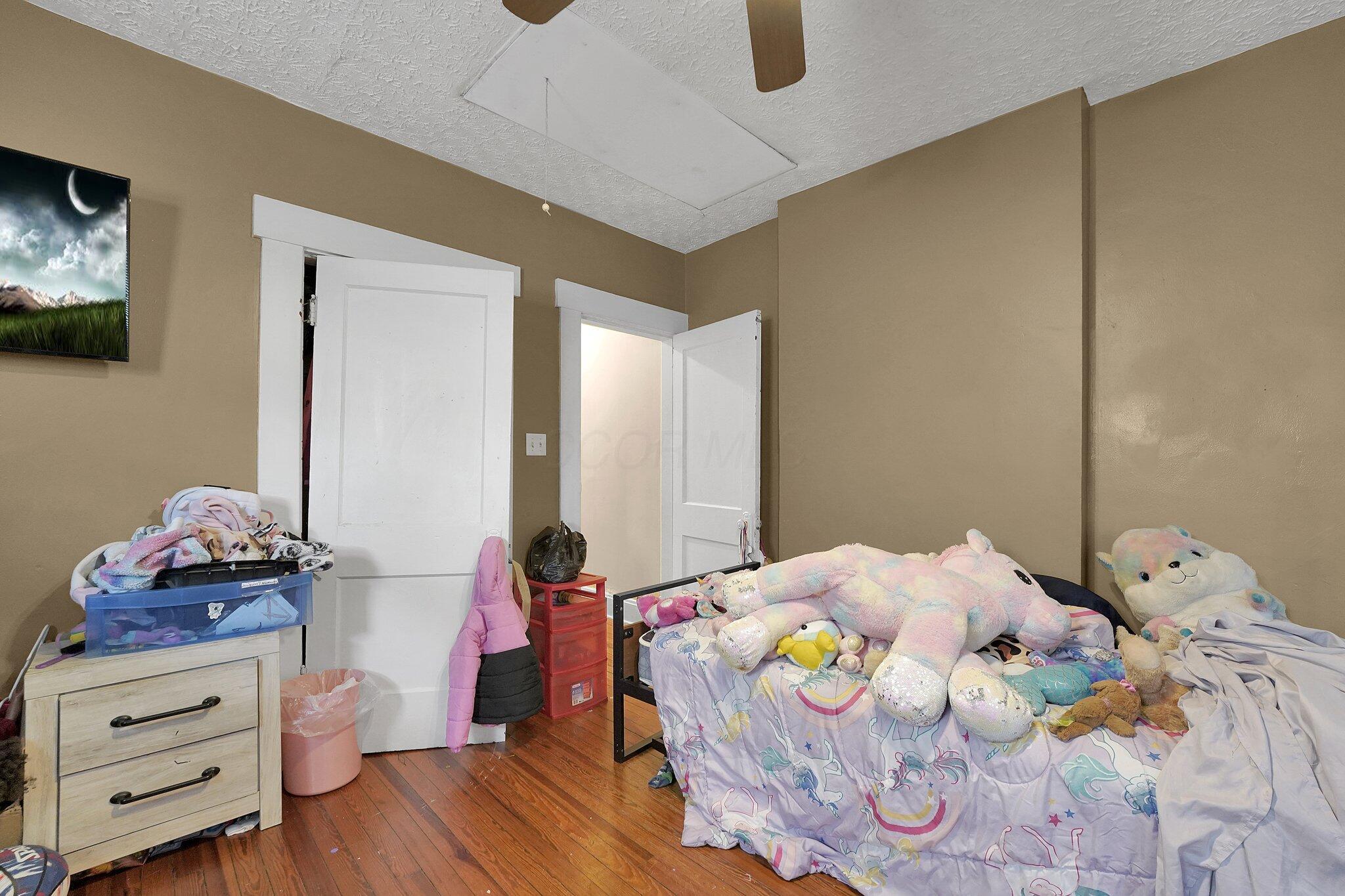 2513 Indianola Avenue, 15 Property Photo 22