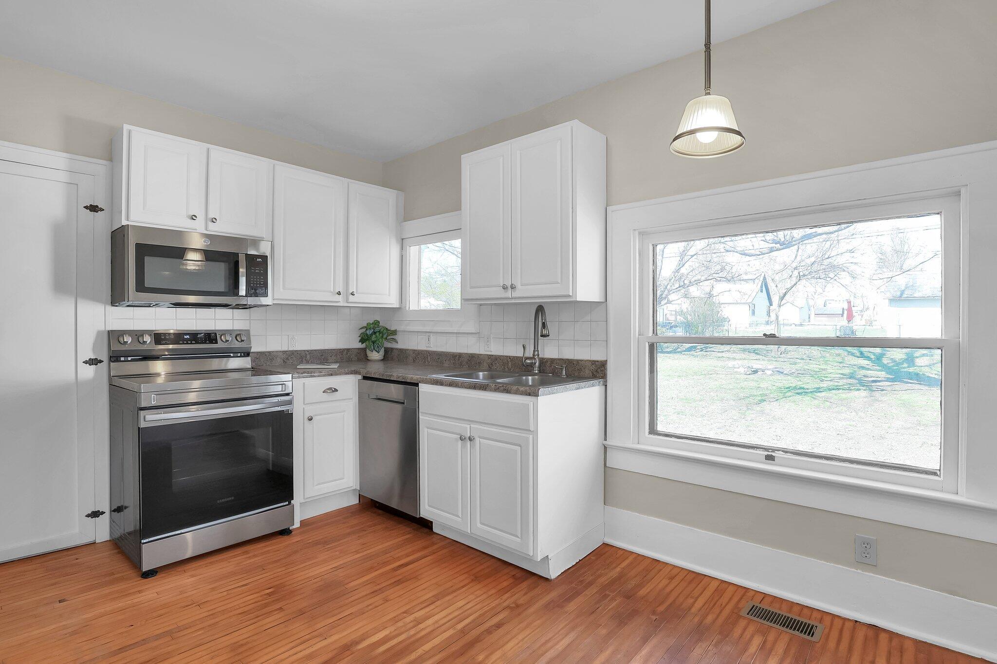 170 N Madison Road Property Photo 10