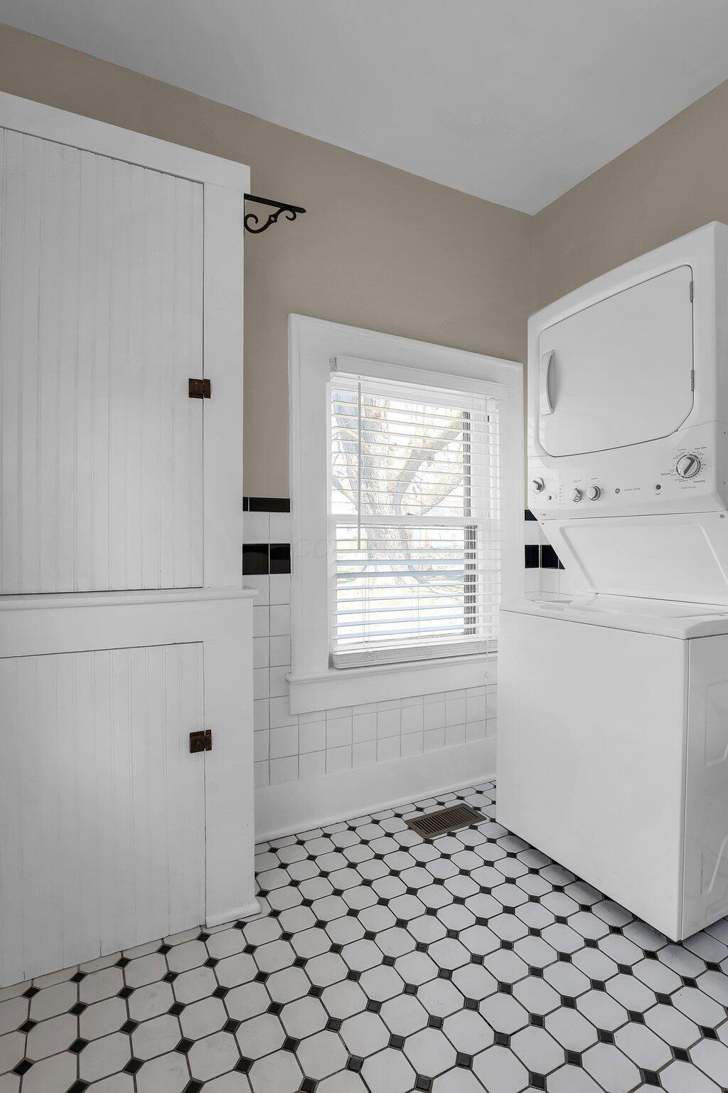 170 N Madison Road Property Photo 24