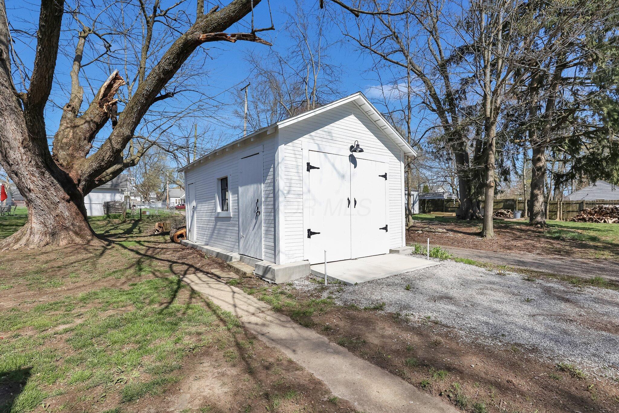 170 N Madison Road Property Photo 26