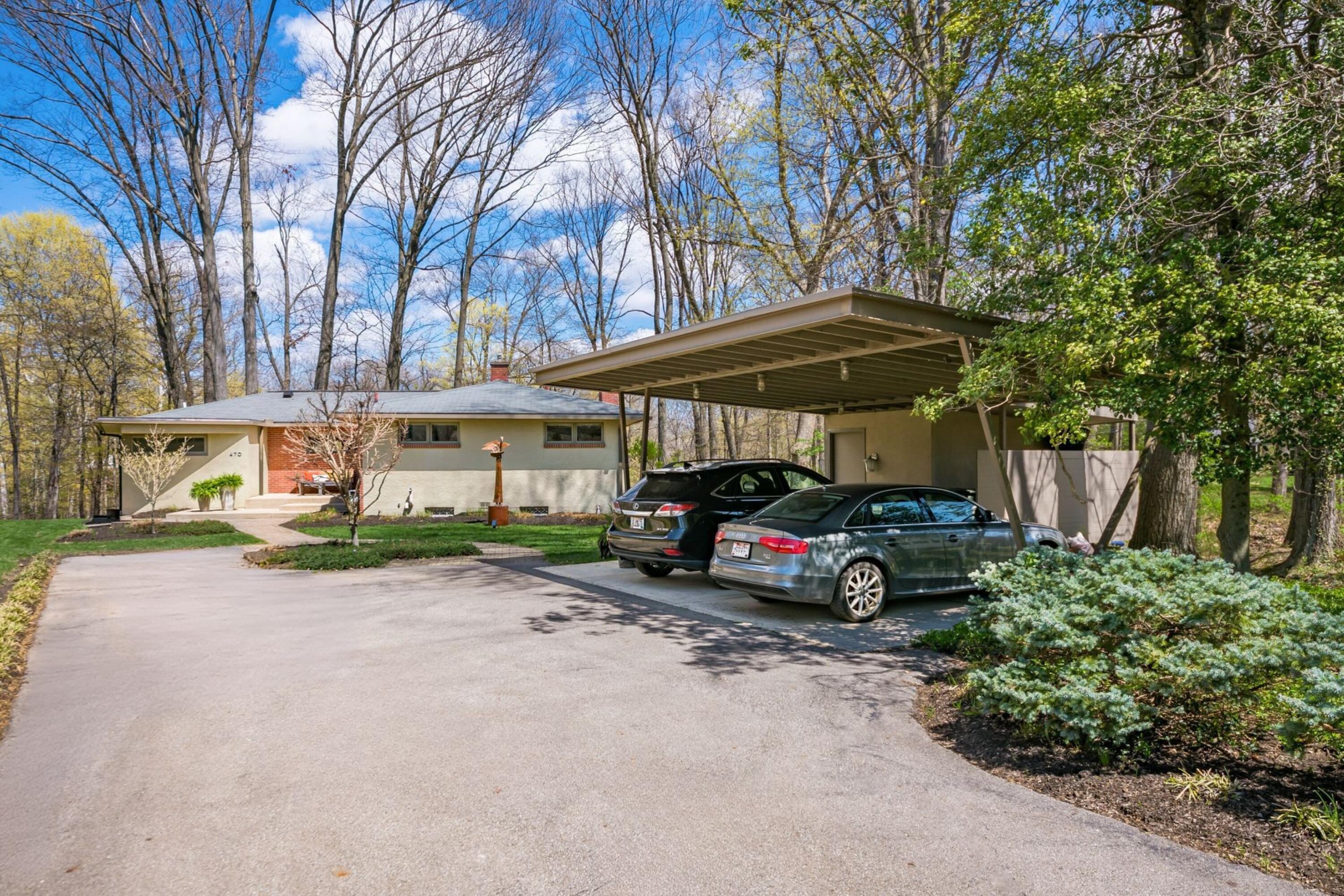 470 Canyon Drive Ne Property Photo