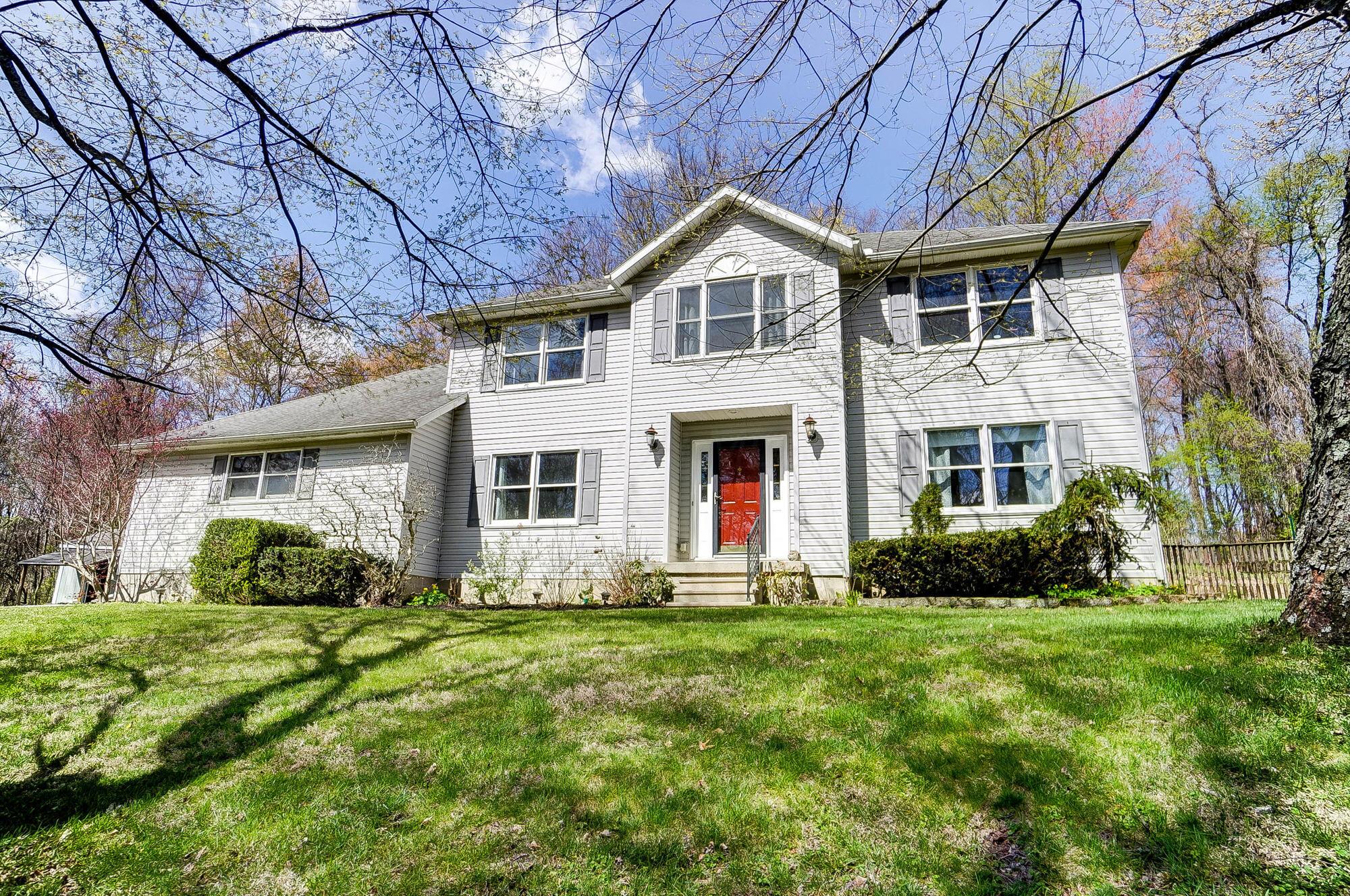 5432 Brownsville Road Se Property Photo