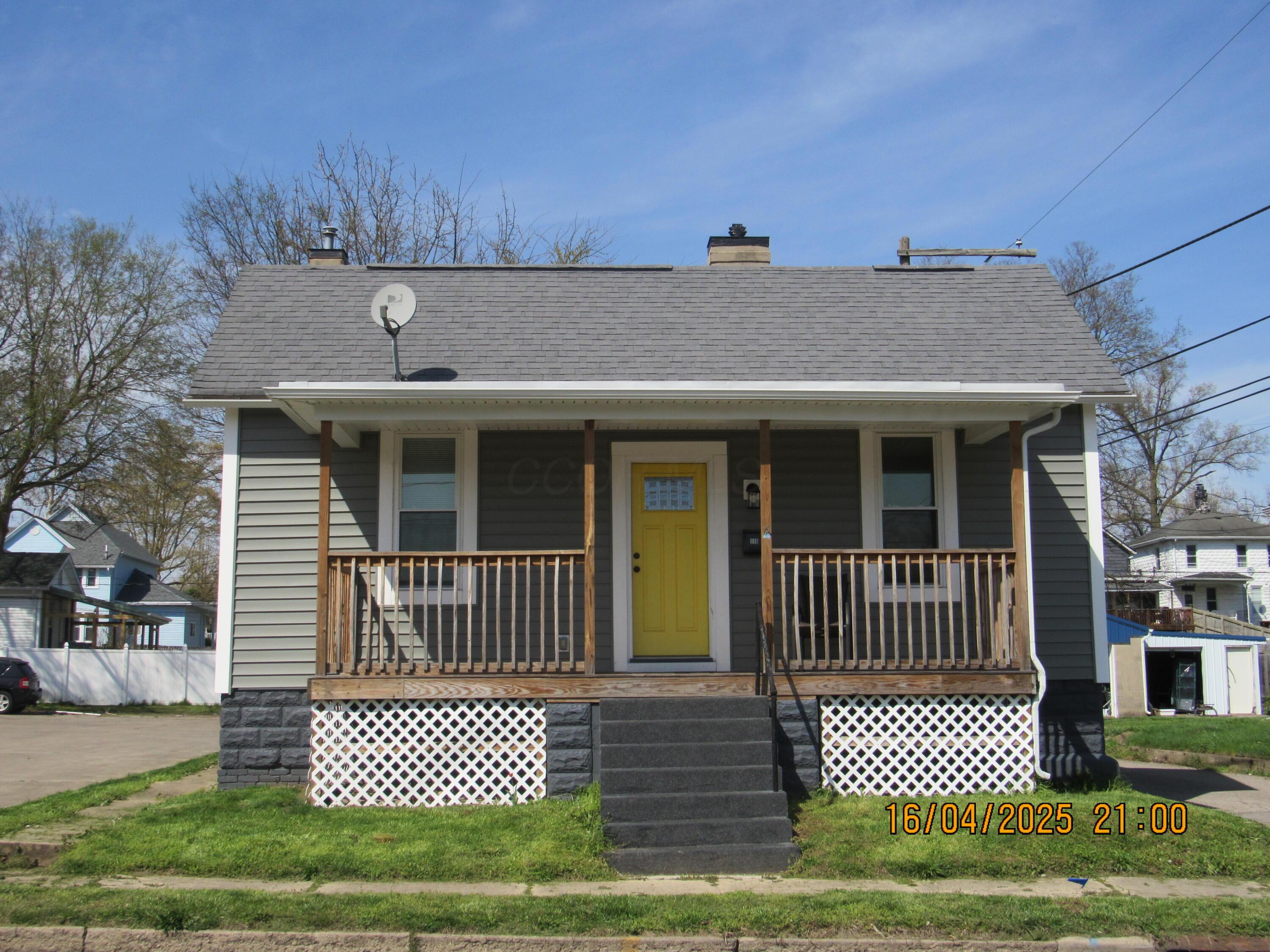118 Pleasant Street Property Photo