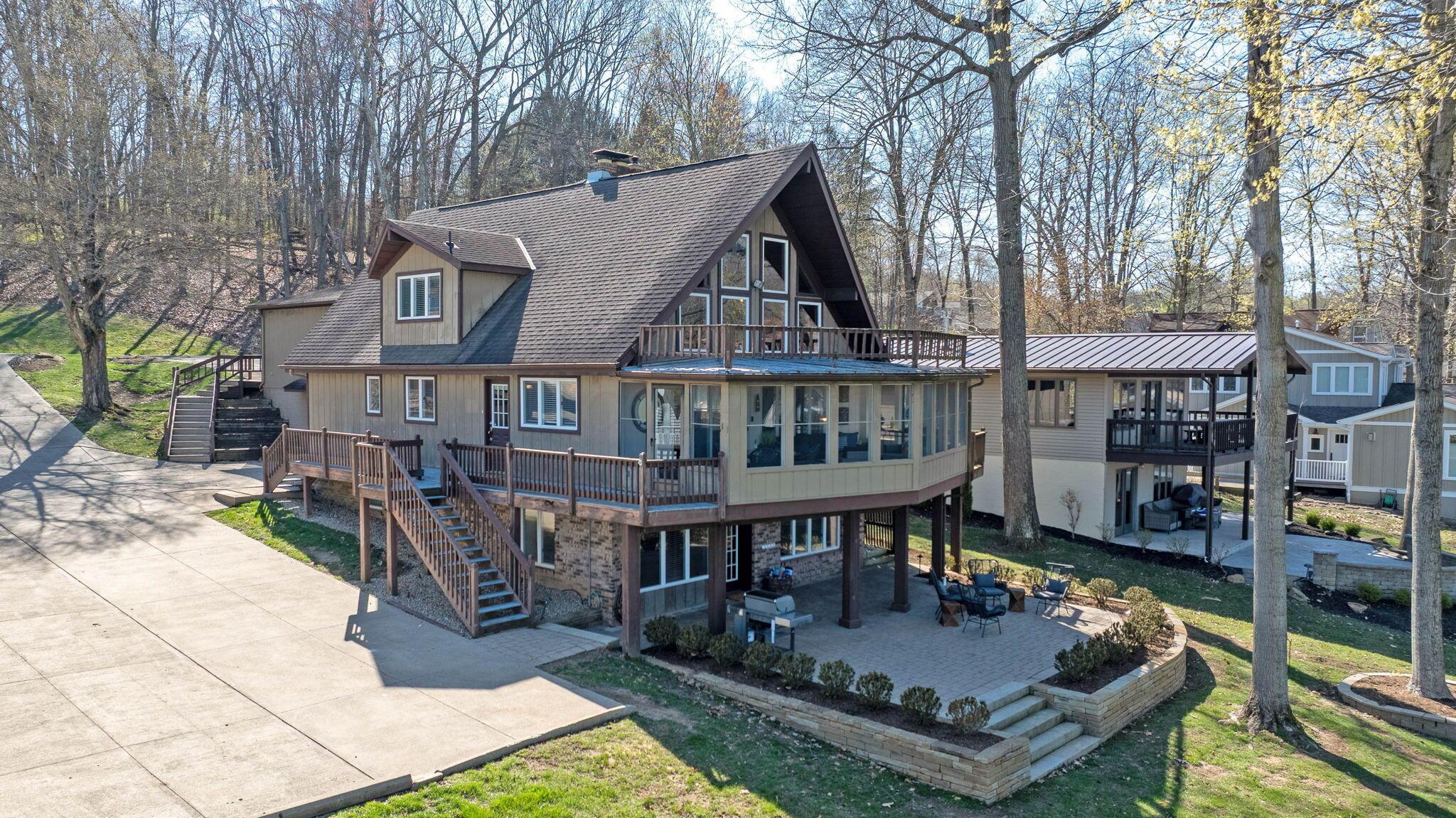 489 Lakeview Heights Drive Property Photo